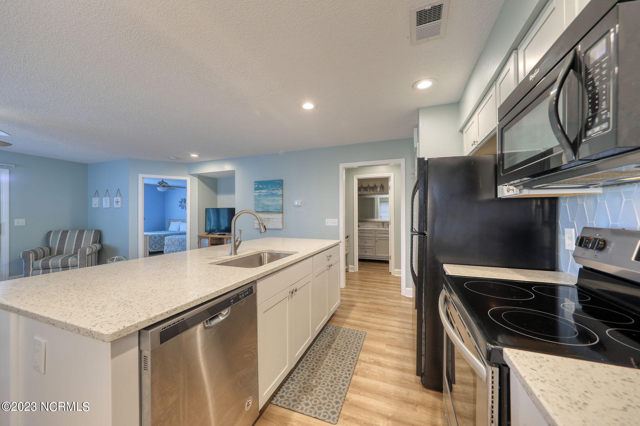 219 Clubhouse Road, # 403