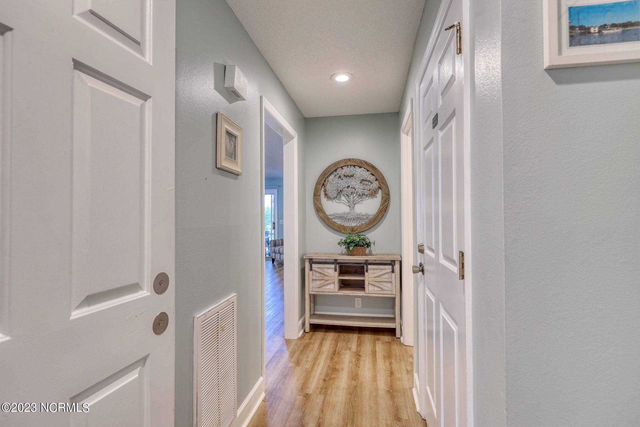 219 Clubhouse Road, # 403