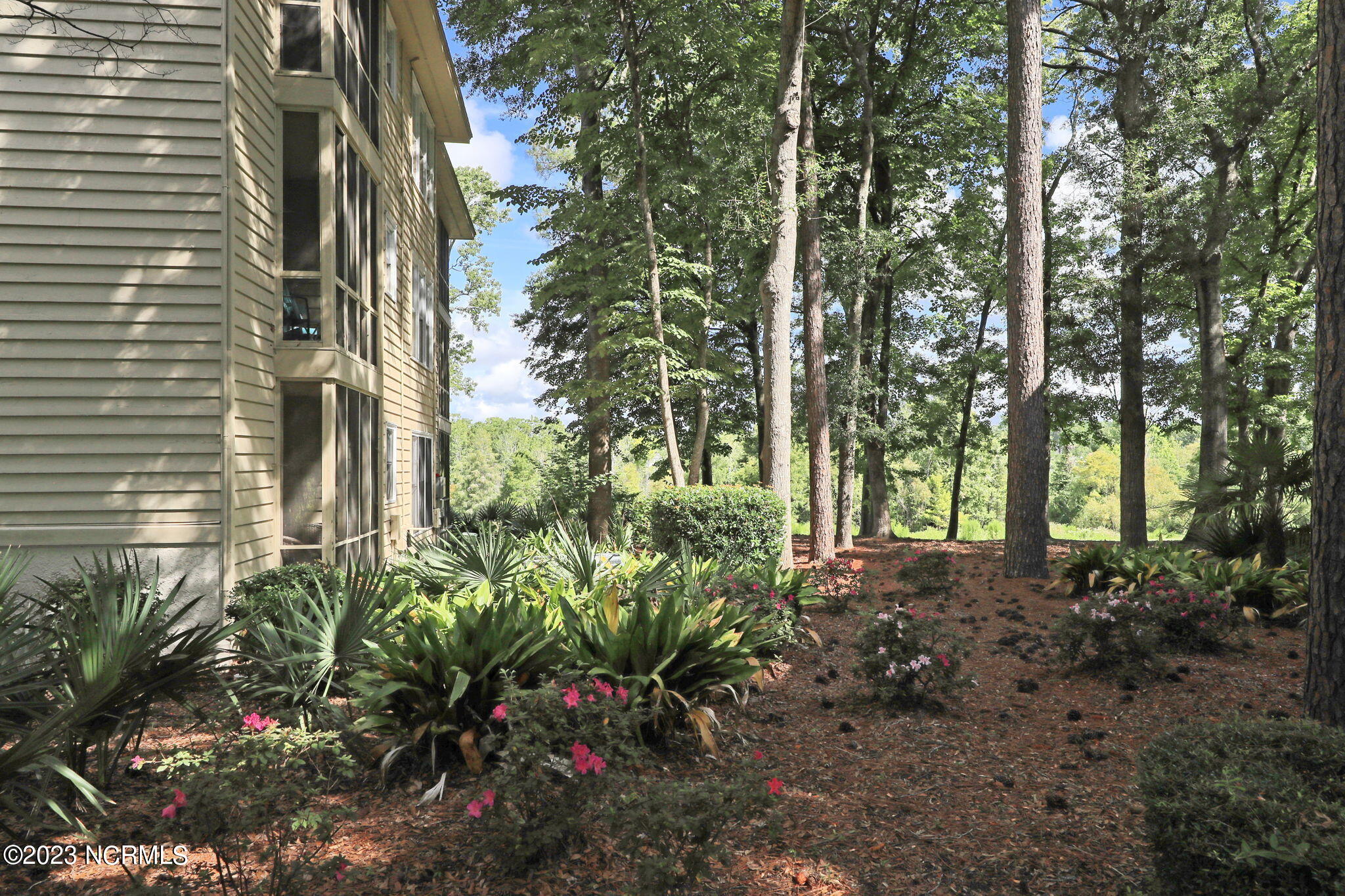 219 Clubhouse Road, # 403