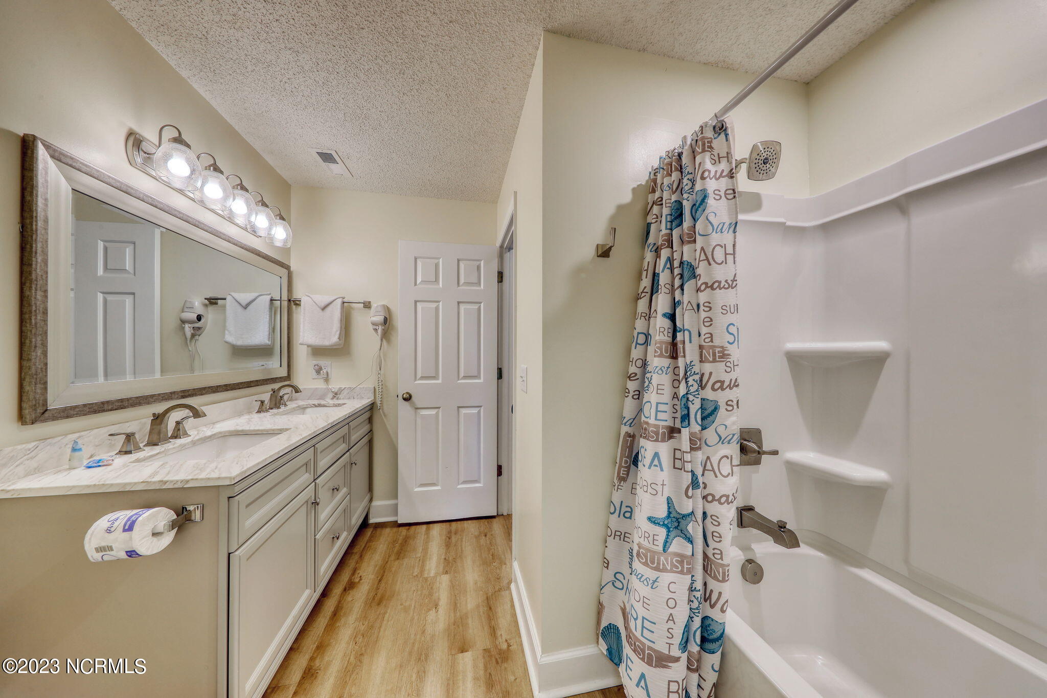 219 Clubhouse Road, # 403