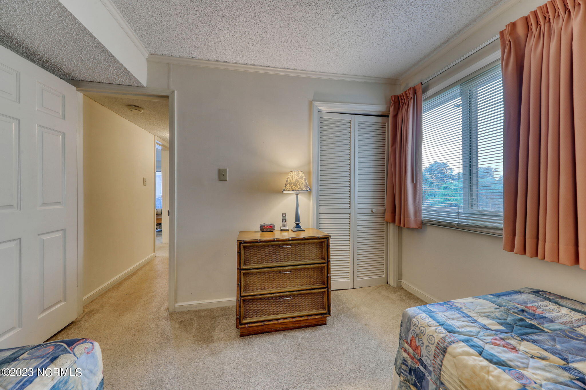 609 Hillside Avenue S, D-20