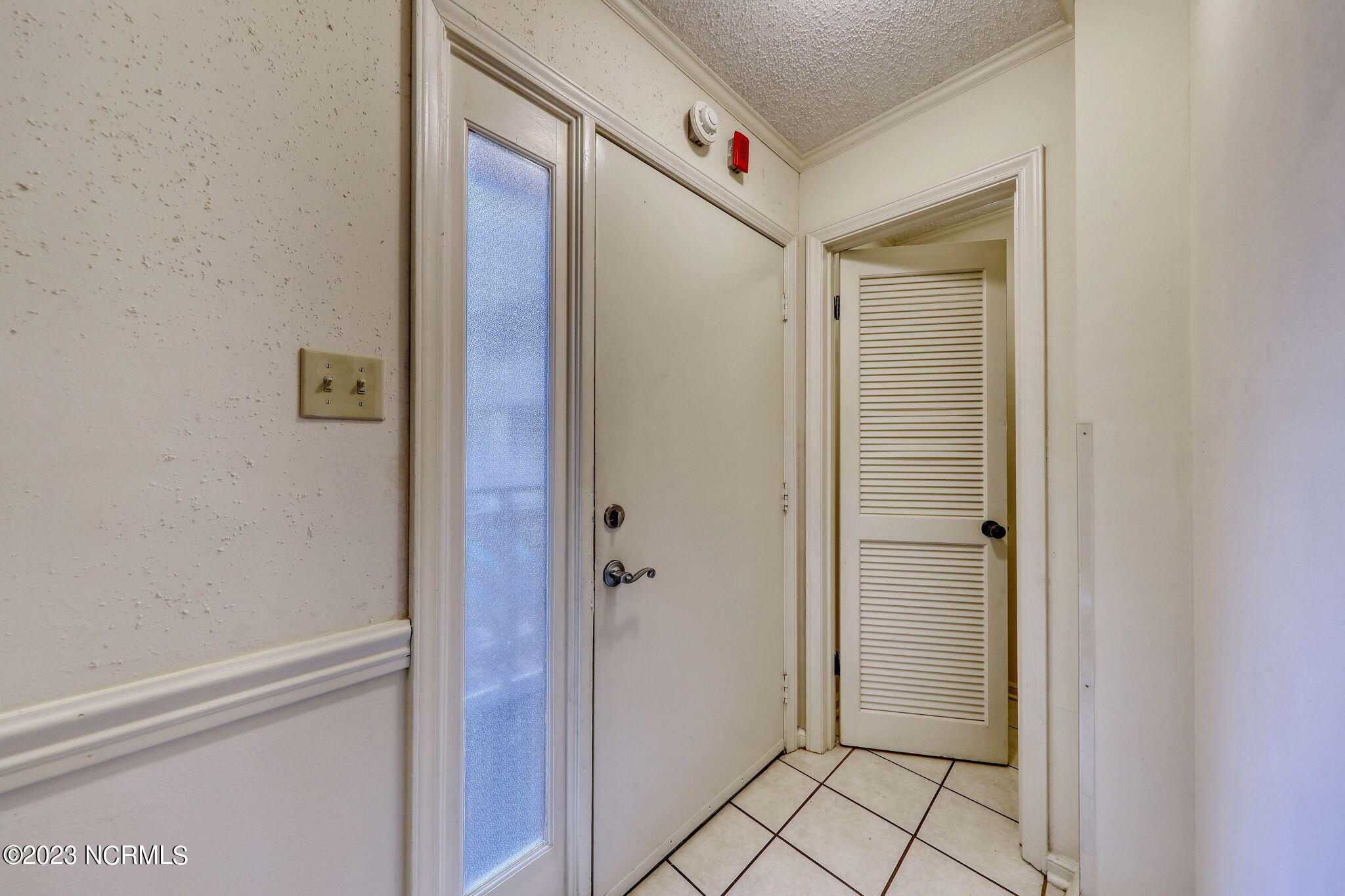 609 Hillside Avenue S, D-20