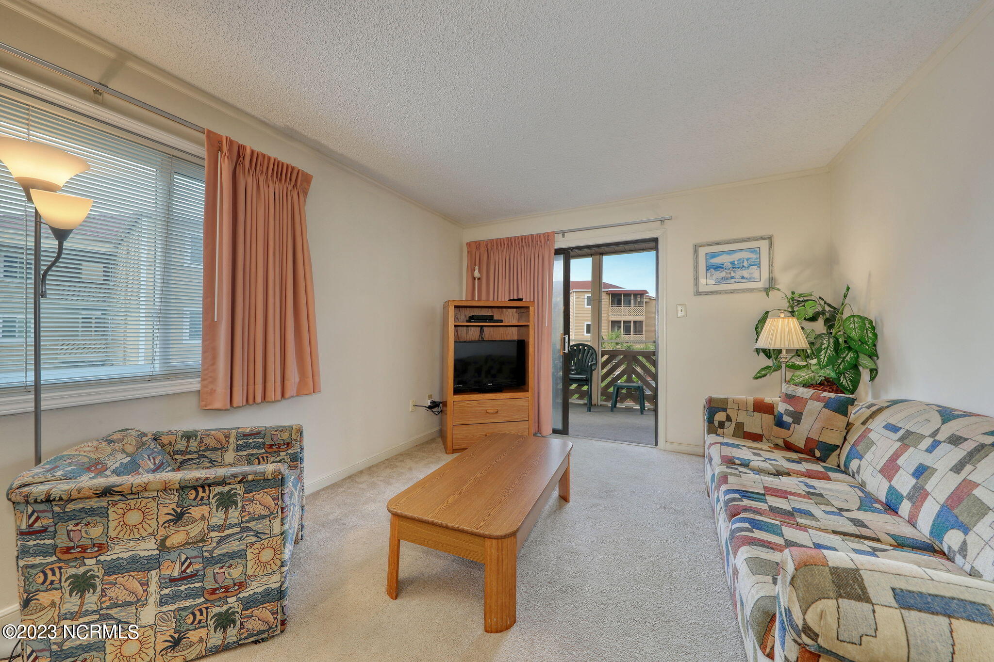 609 Hillside Avenue S, D-20