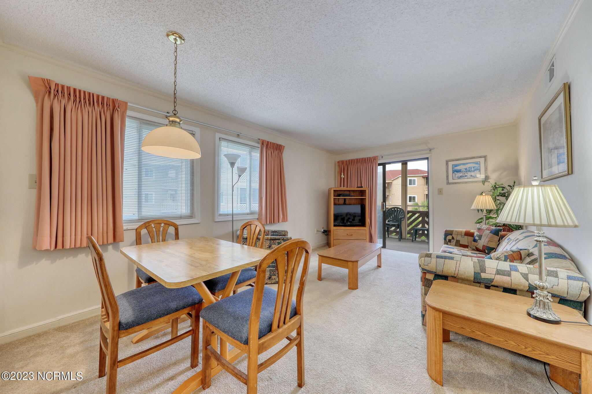 609 Hillside Avenue S, D-20
