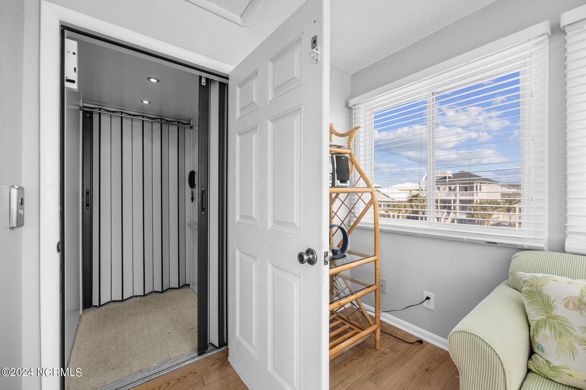 40 Pender Street