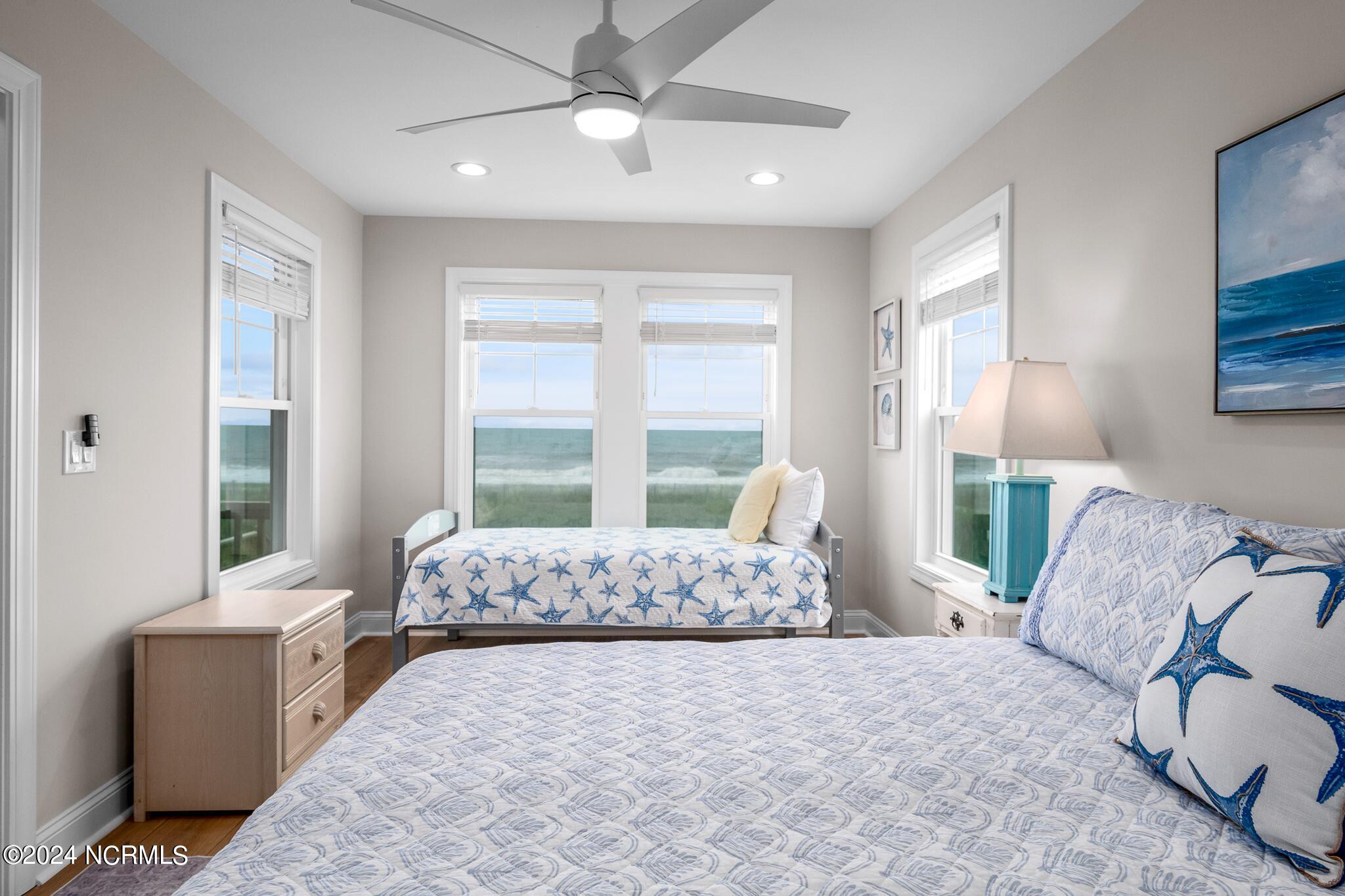 120 Ocean Boulevard E