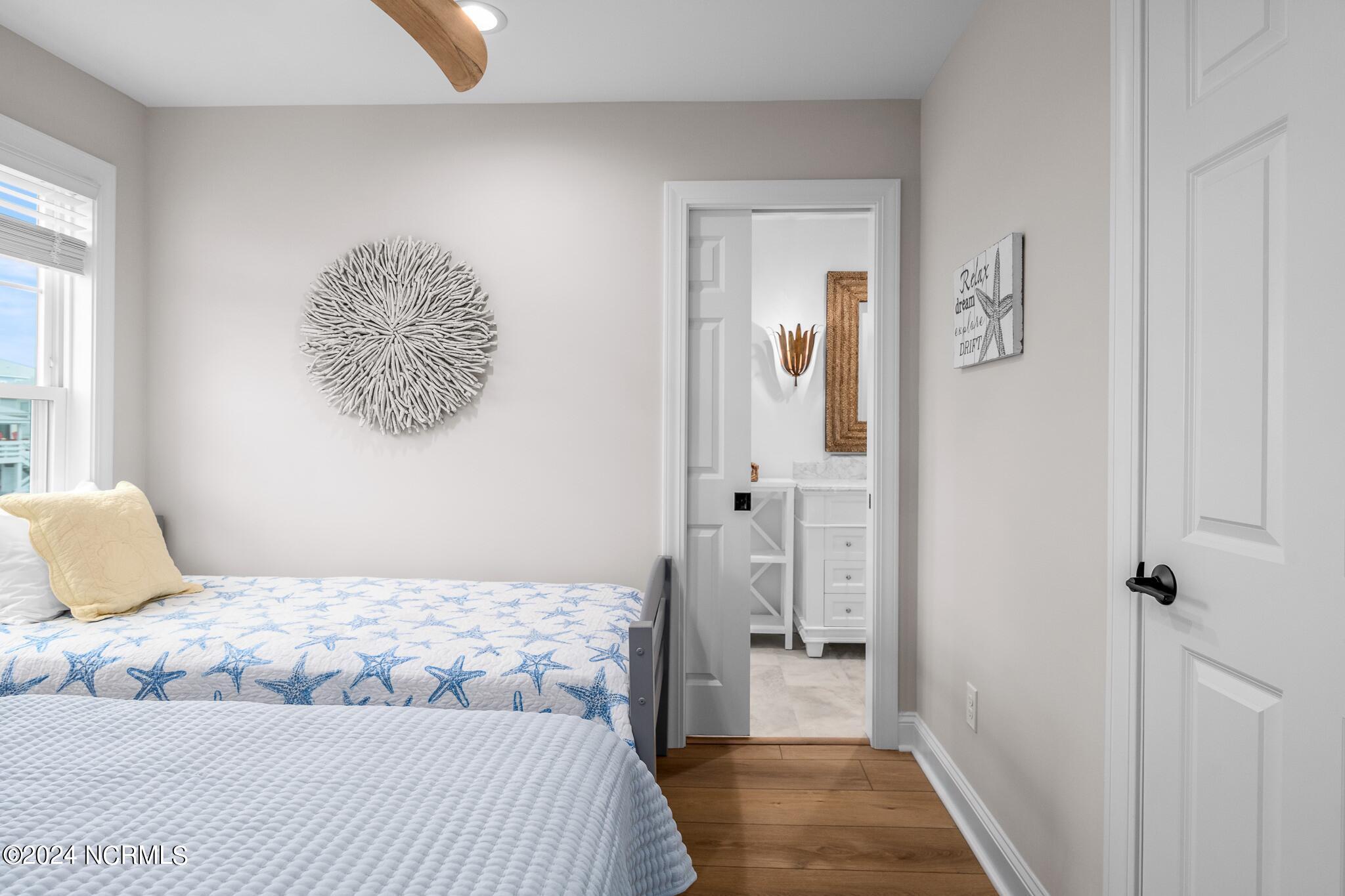 120 Ocean Boulevard E