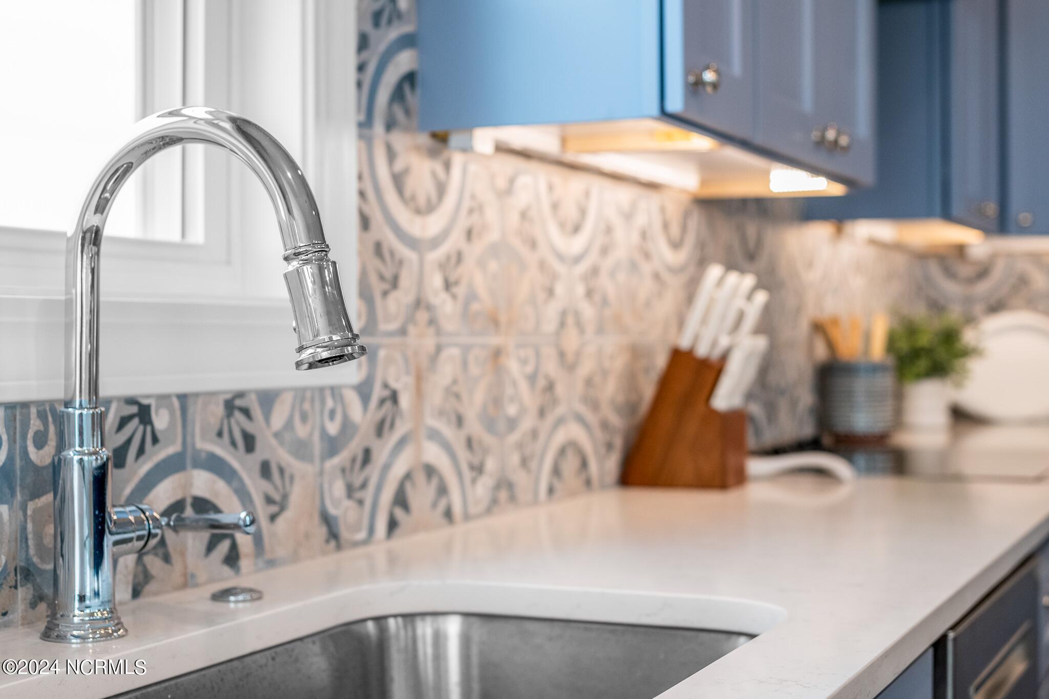 120 Ocean Boulevard E