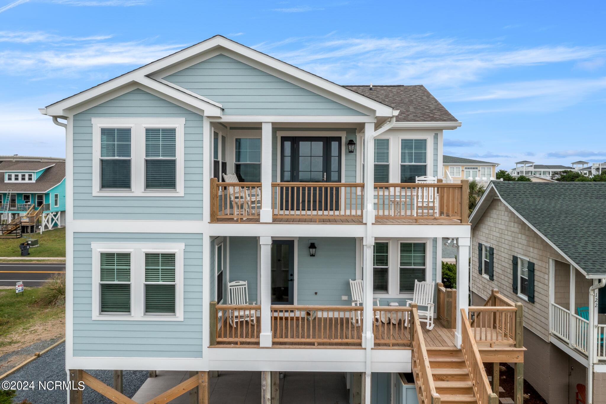 120 Ocean Boulevard E