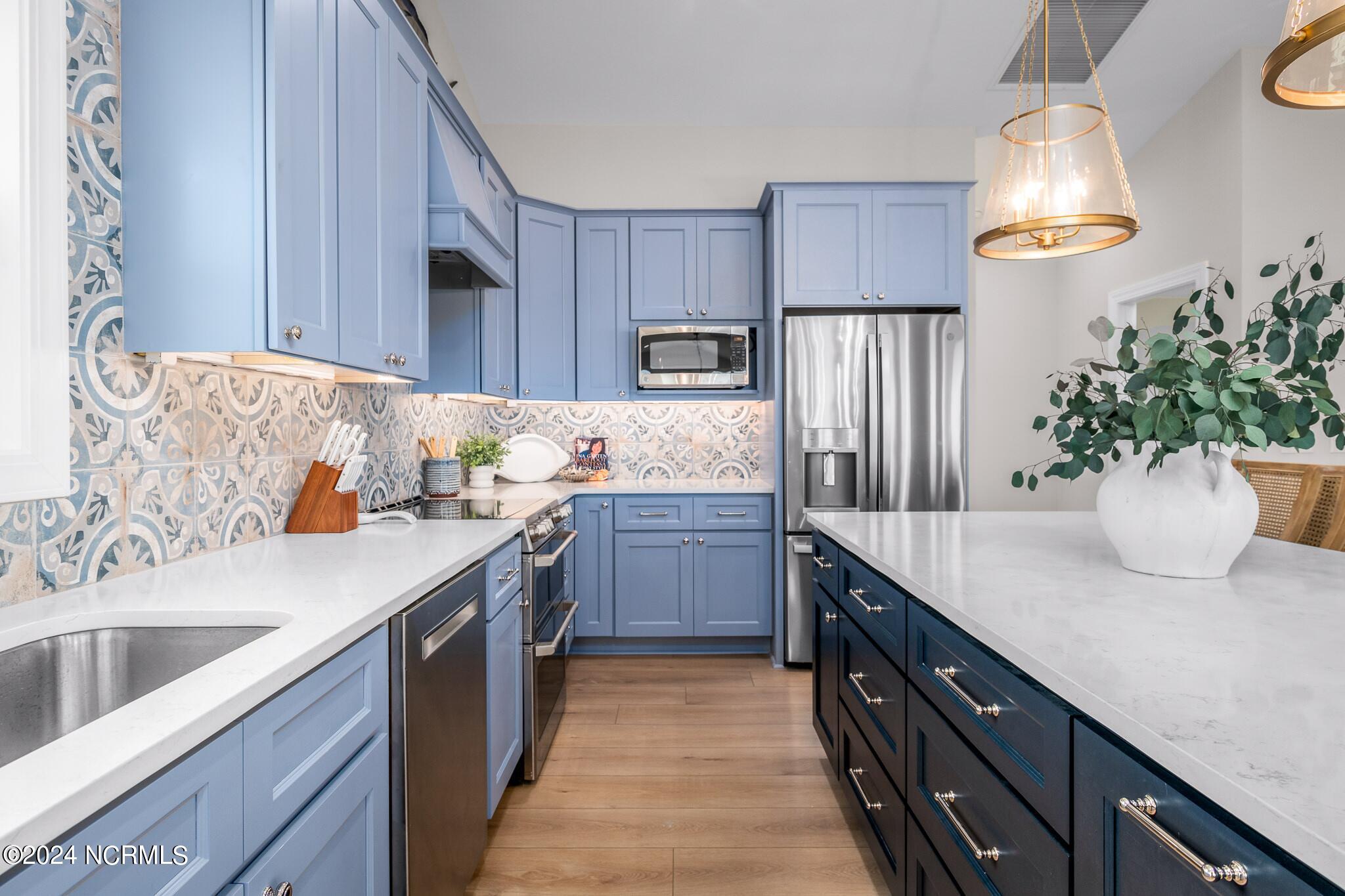 120 Ocean Boulevard E