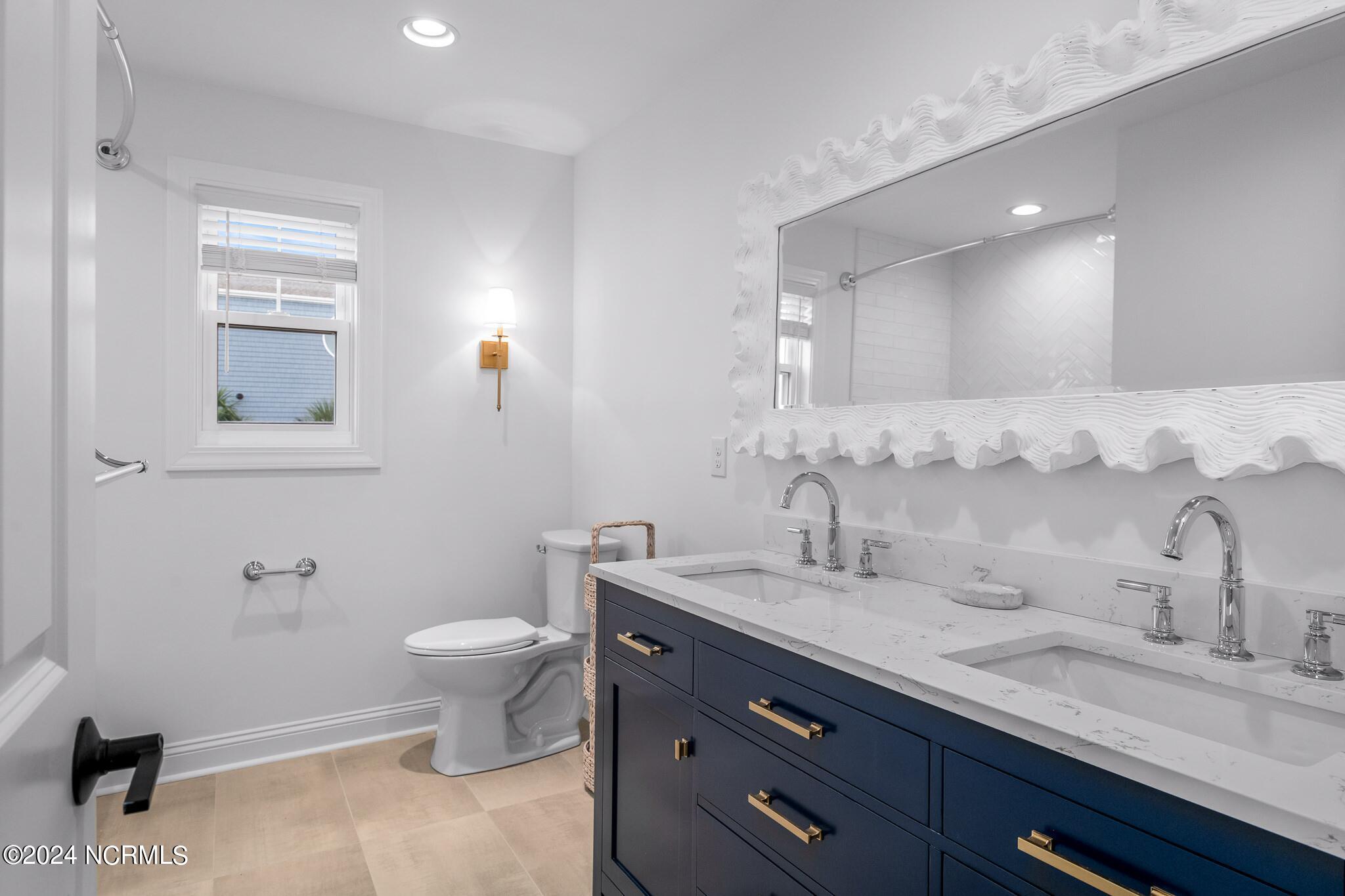 120 Ocean Boulevard E