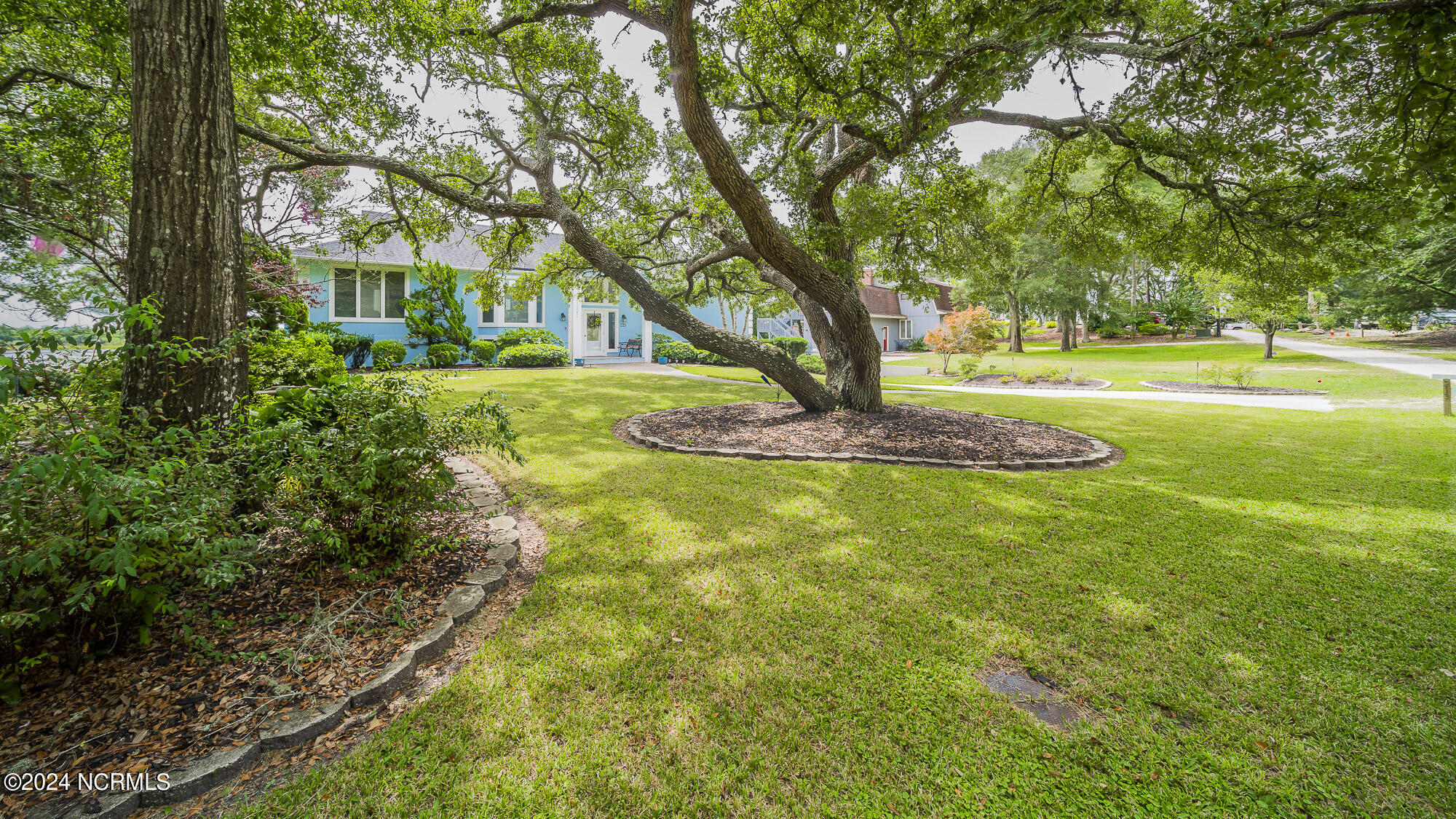 213 W Canal Avenue