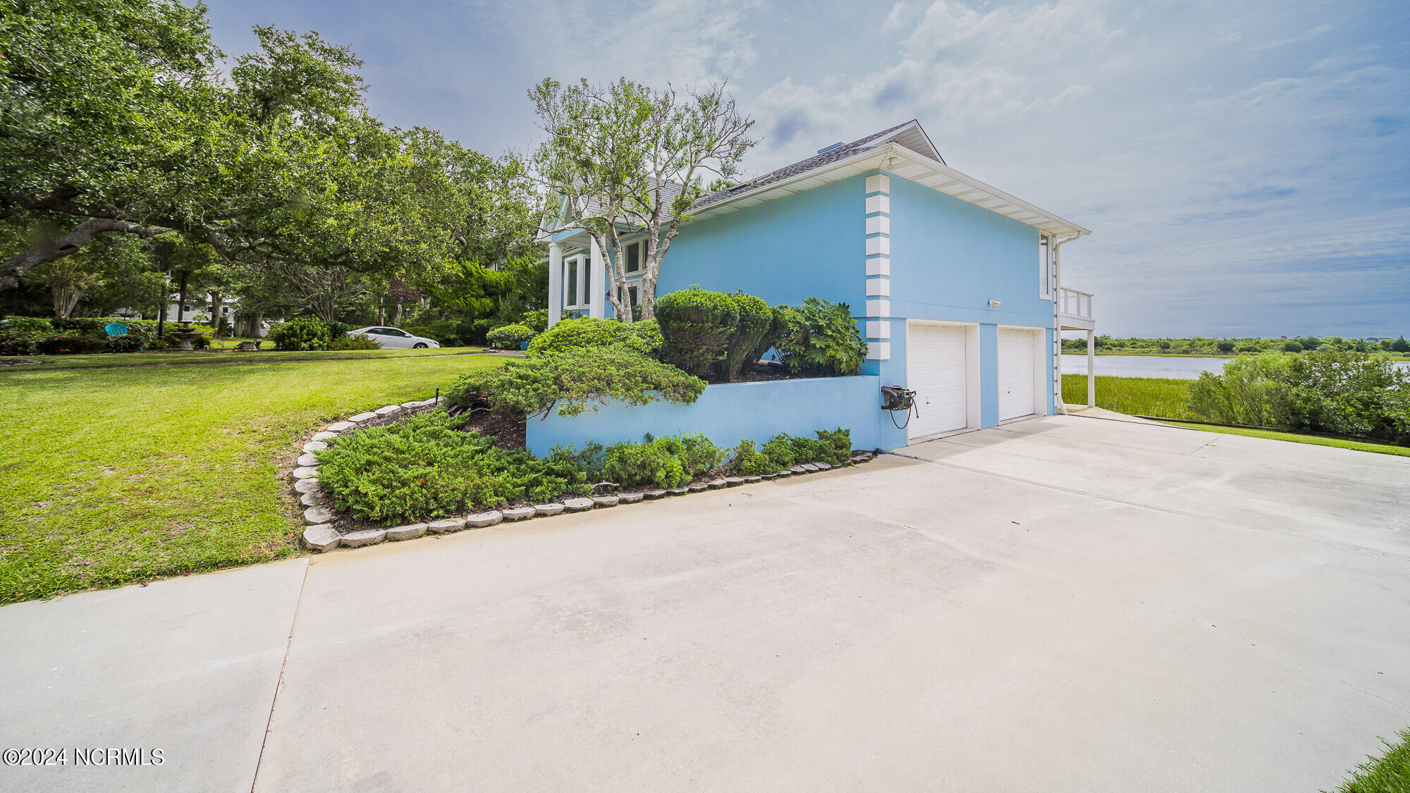 213 W Canal Avenue