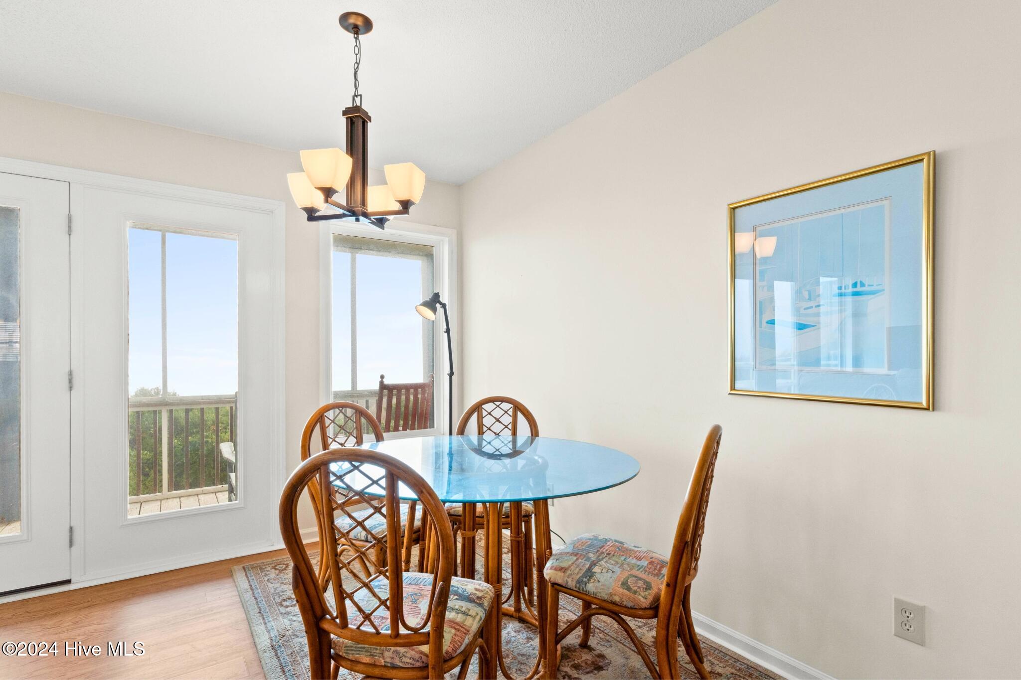 943 Ocean Boulevard W
