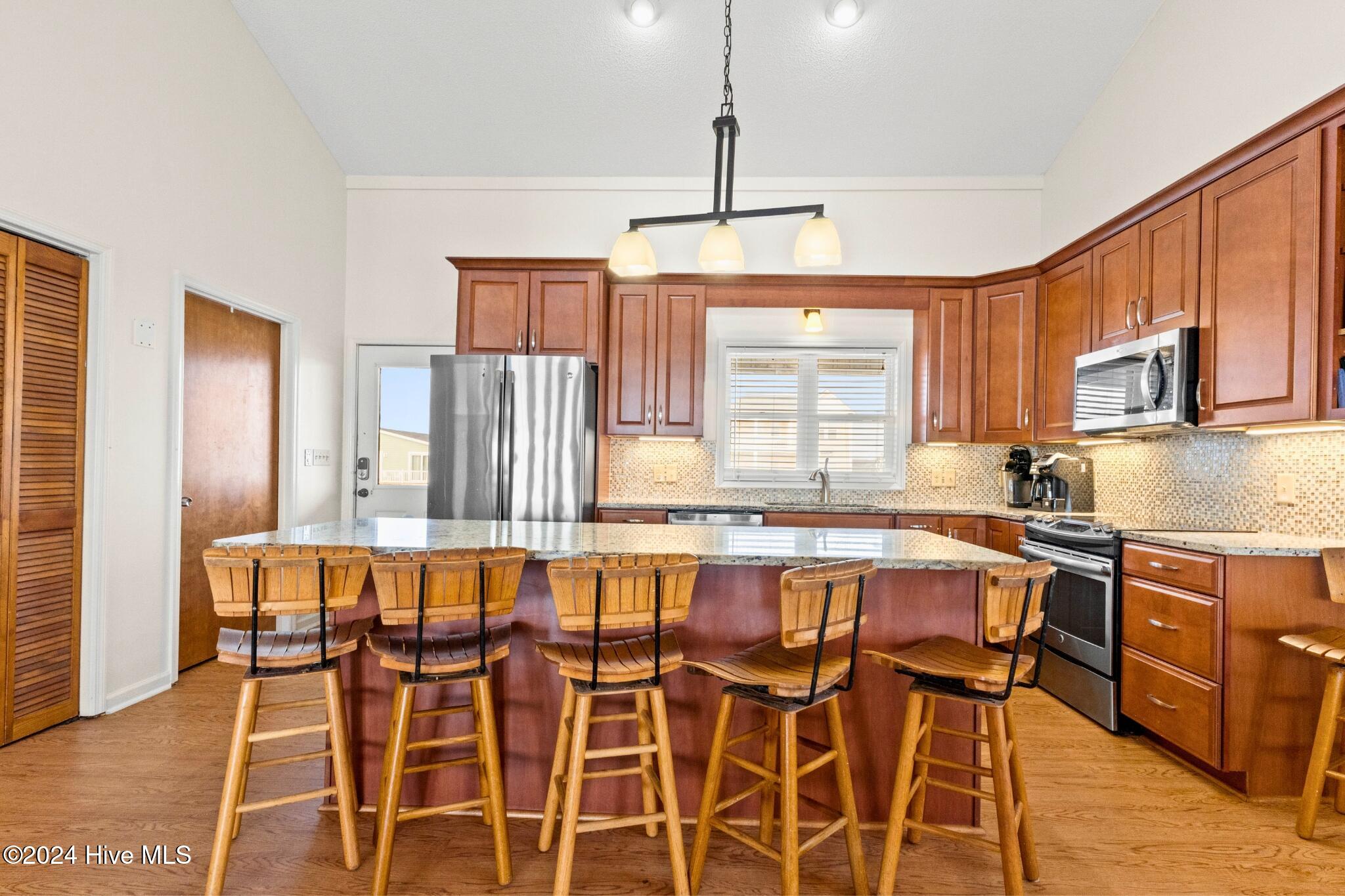 943 Ocean Boulevard W