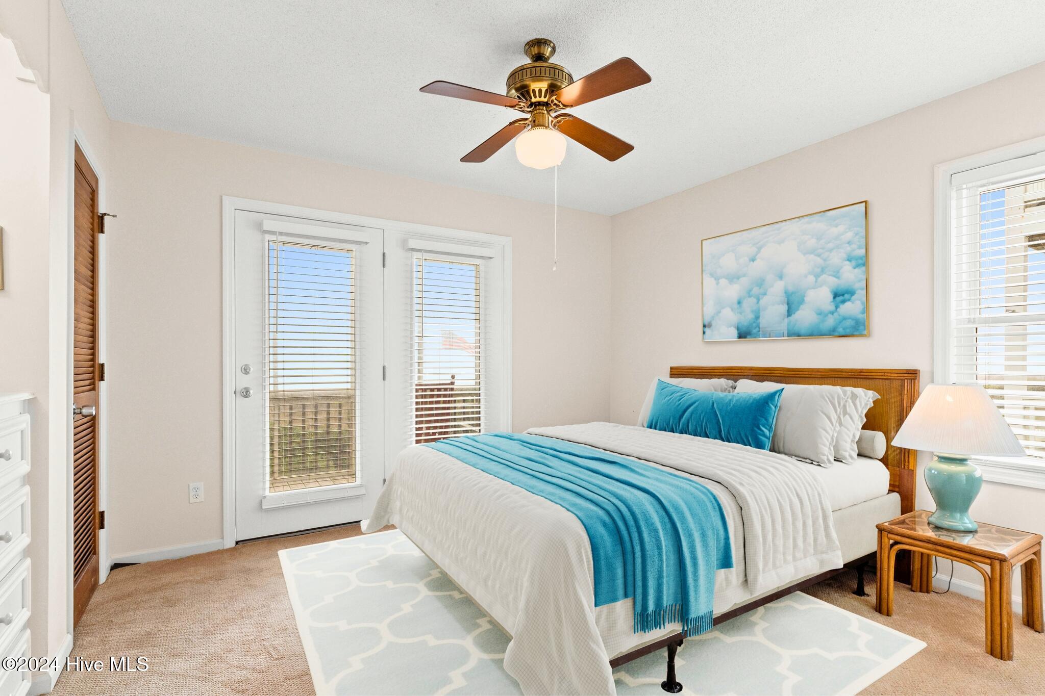 943 Ocean Boulevard W