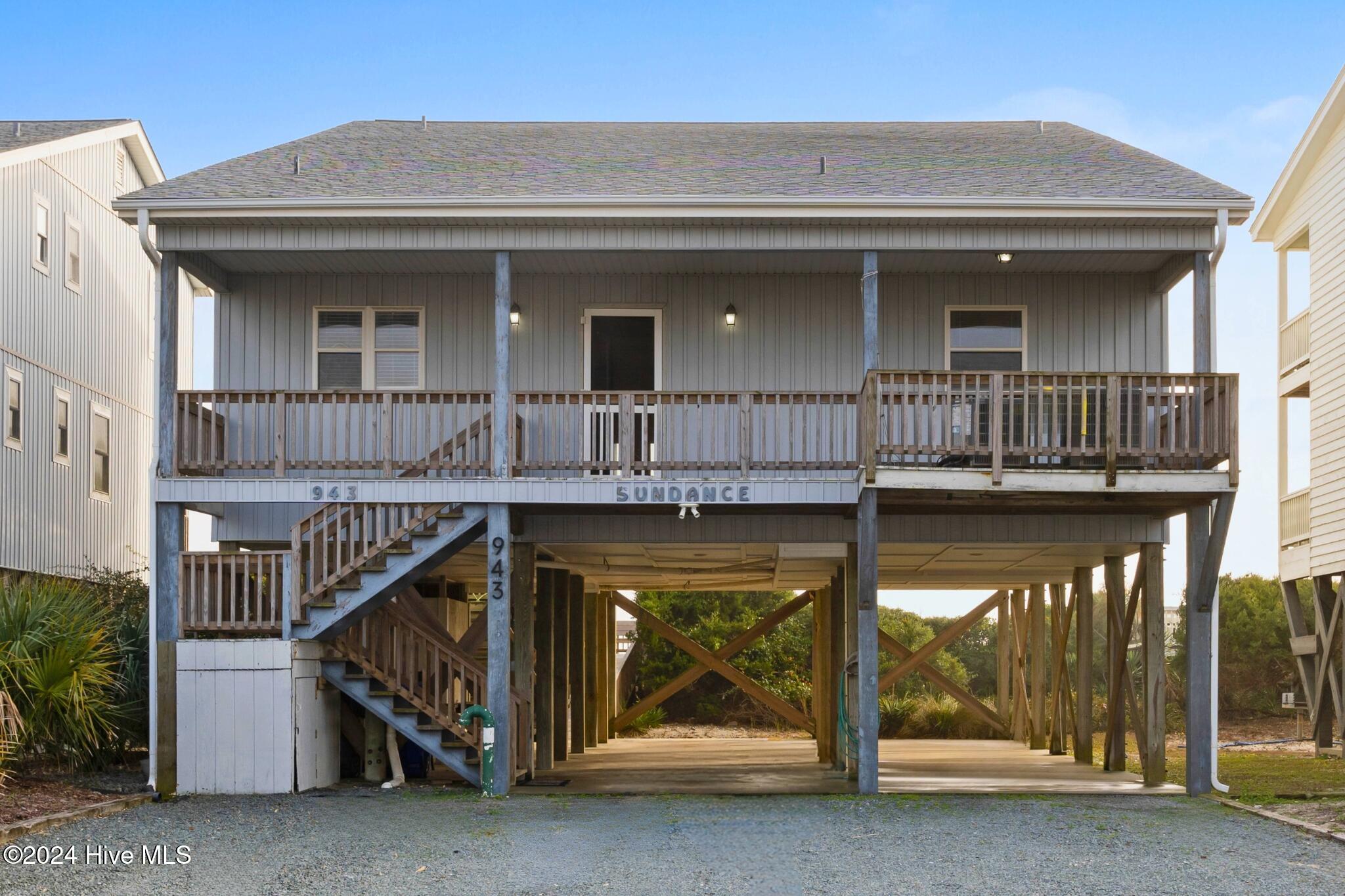 943 Ocean Boulevard W