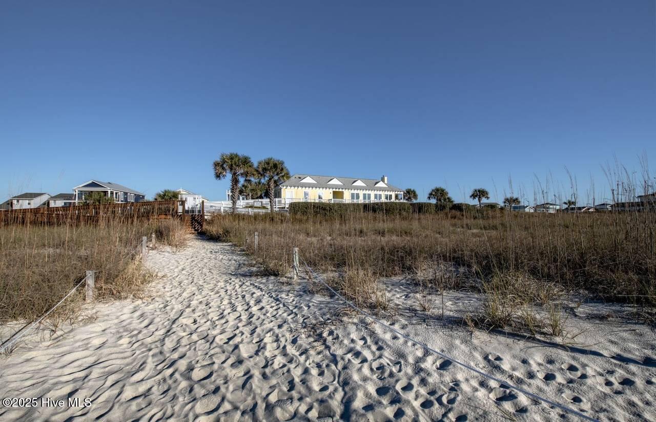 167 Ocean Boulevard E