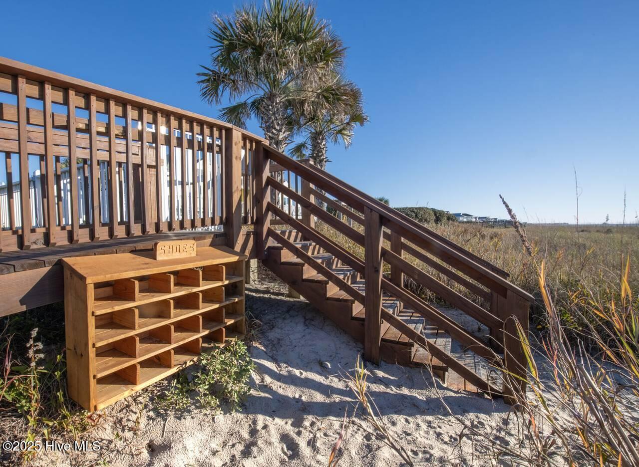 167 Ocean Boulevard E