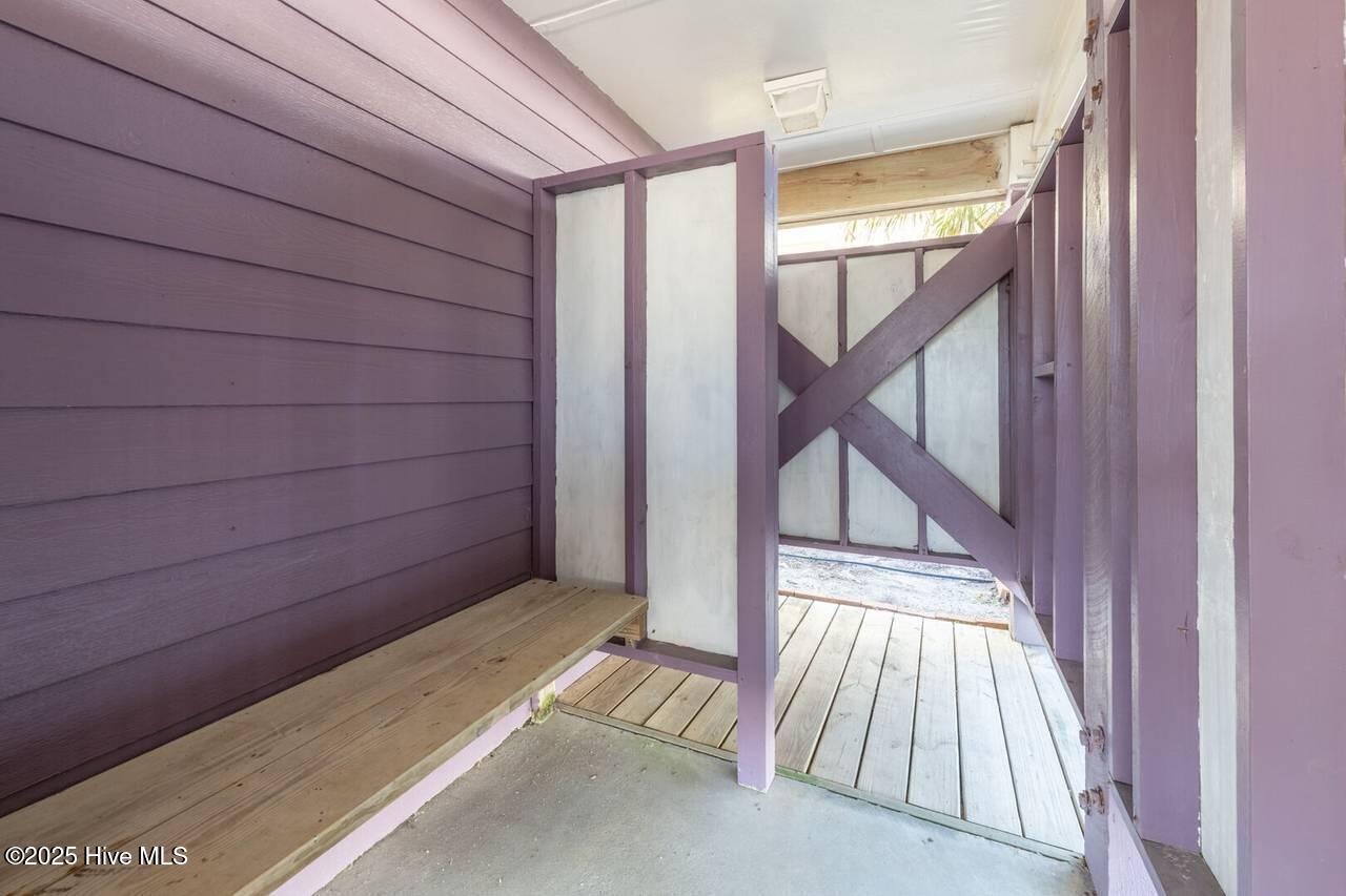 167 Ocean Boulevard E