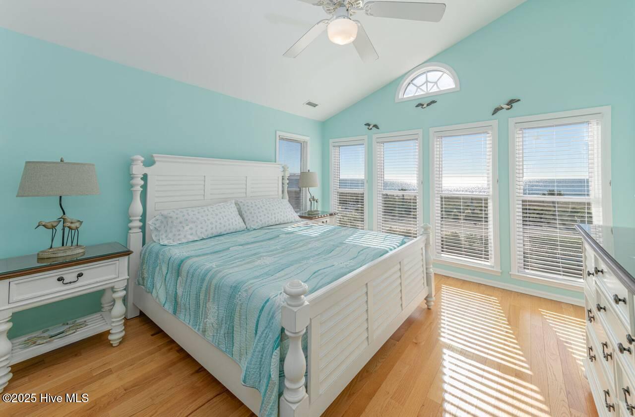 167 Ocean Boulevard E