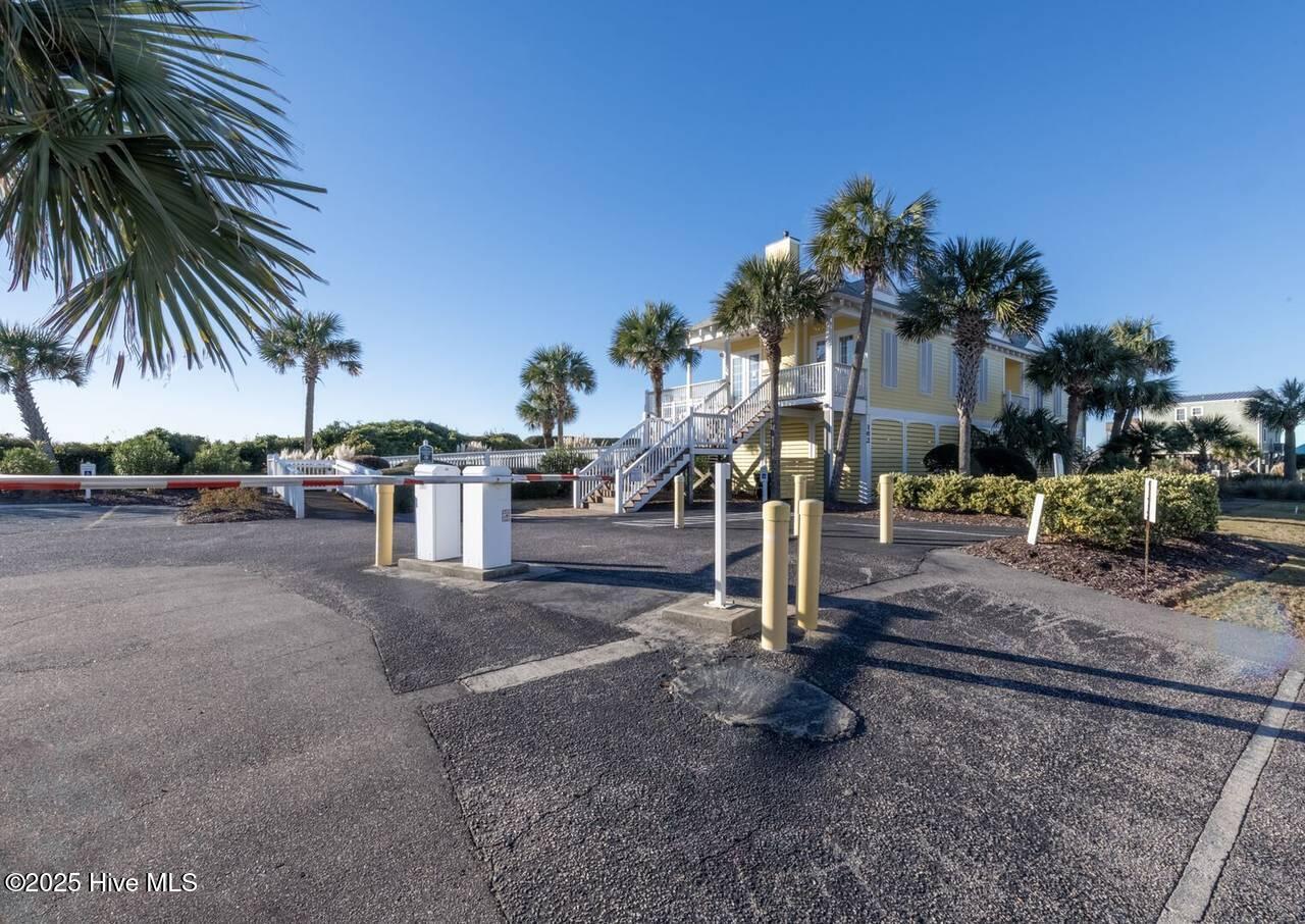 167 Ocean Boulevard E