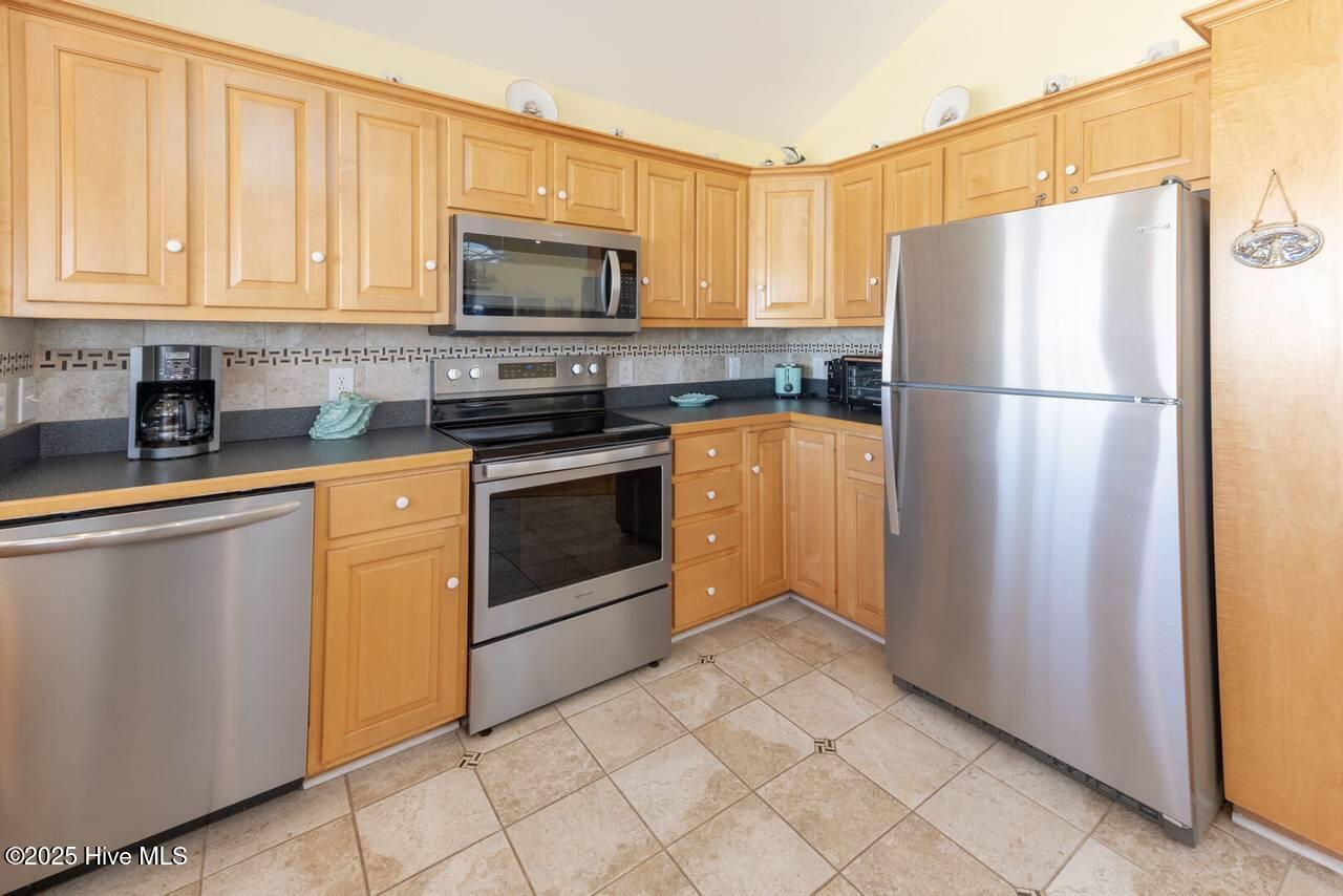 167 Ocean Boulevard E