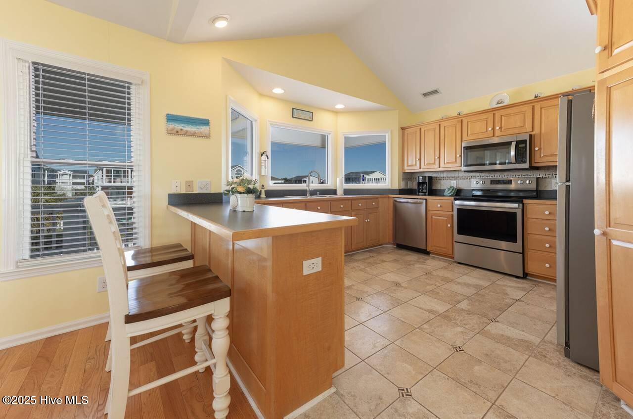 167 Ocean Boulevard E