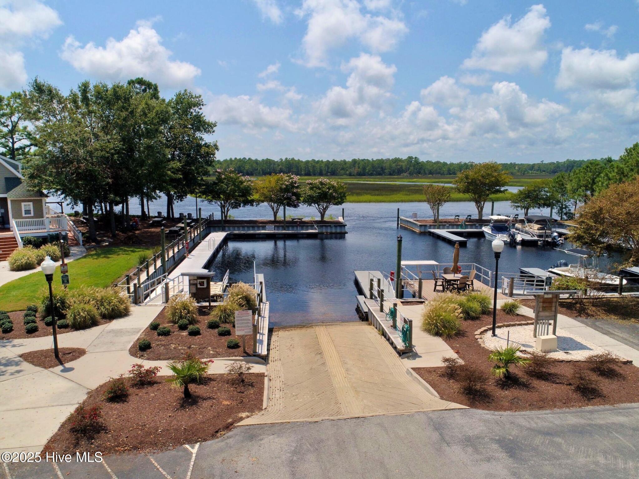 491 Deep Water Drive SE