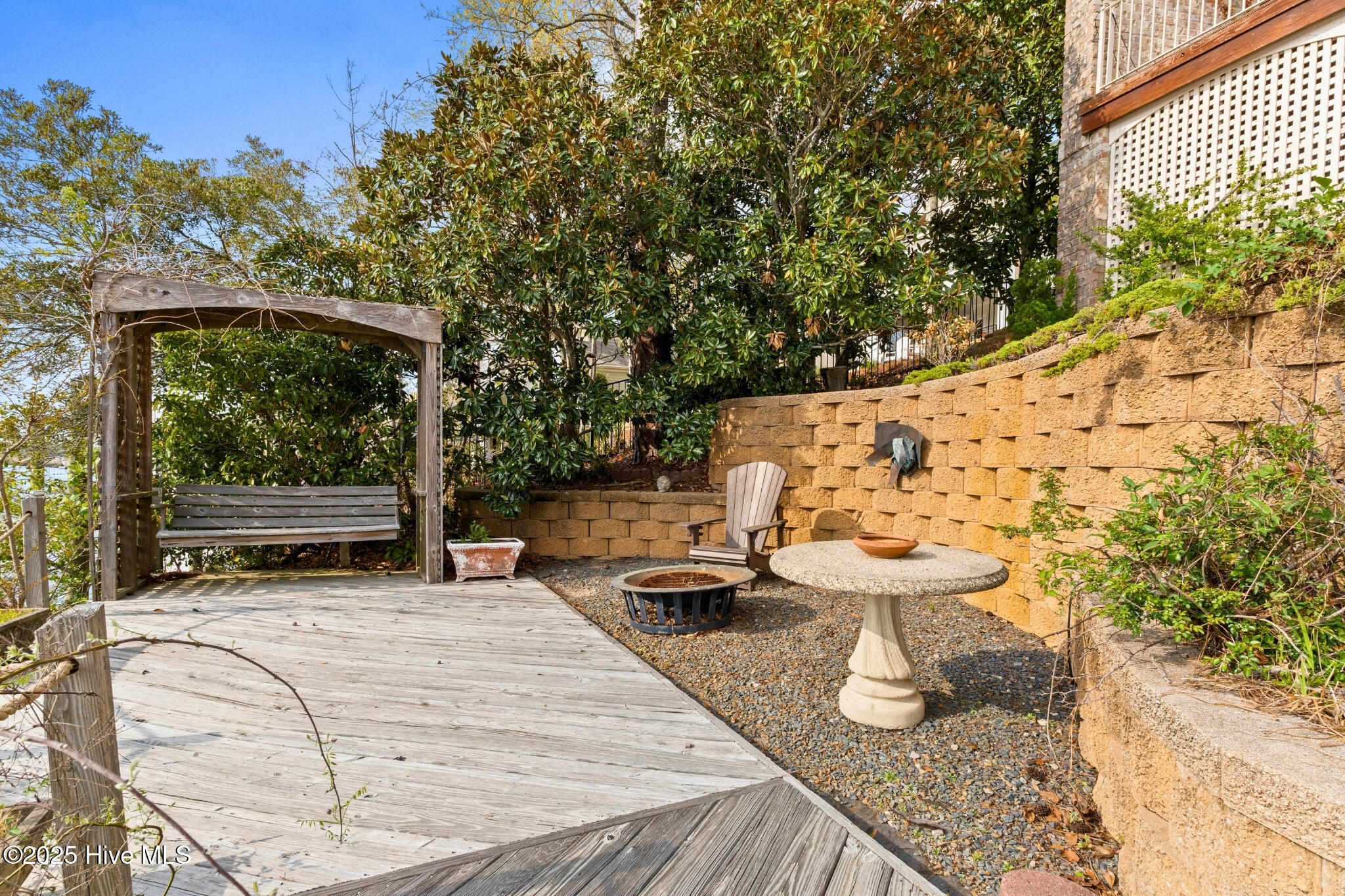 491 Deep Water Drive SE