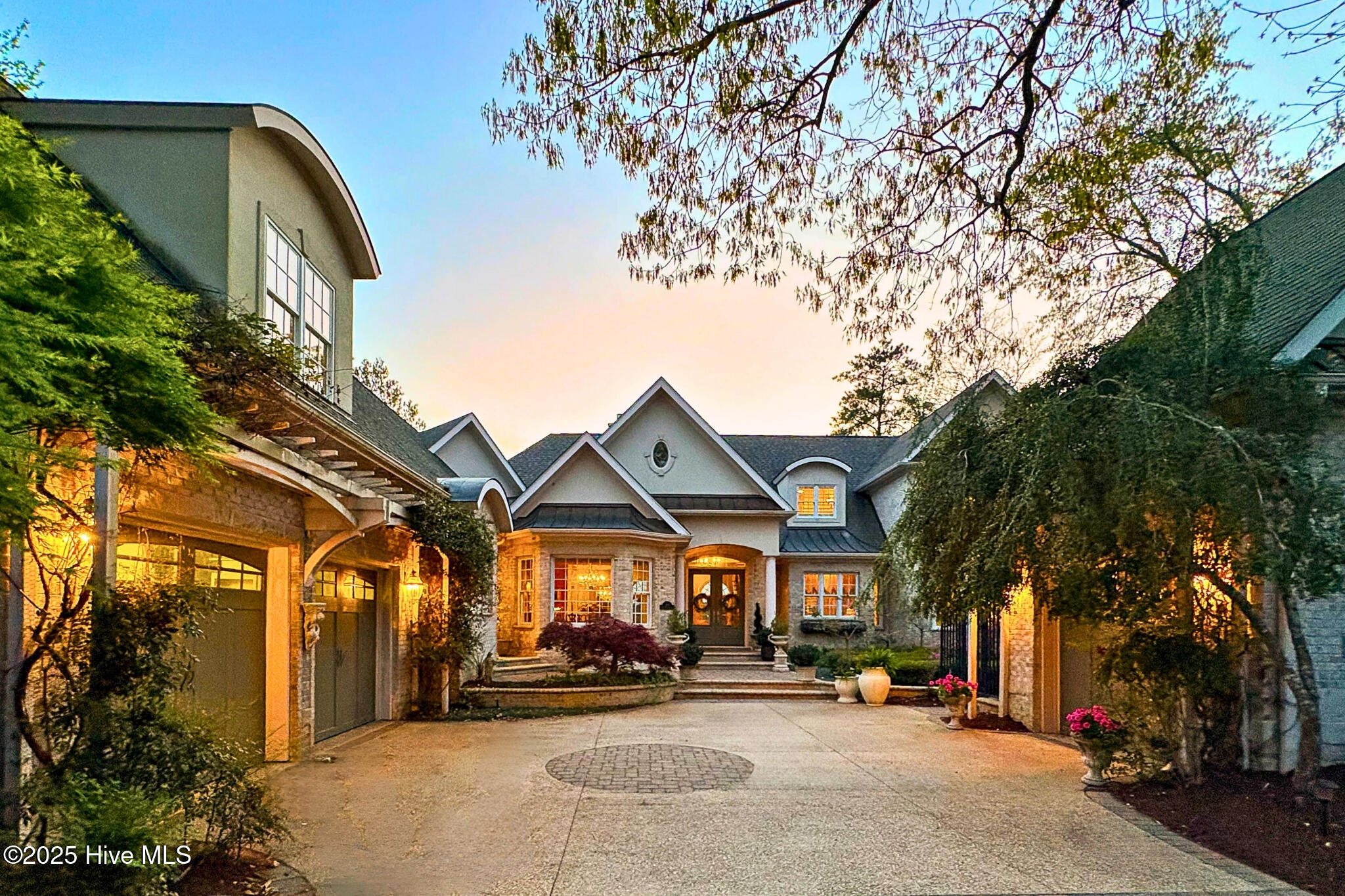 491 Deep Water Drive SE