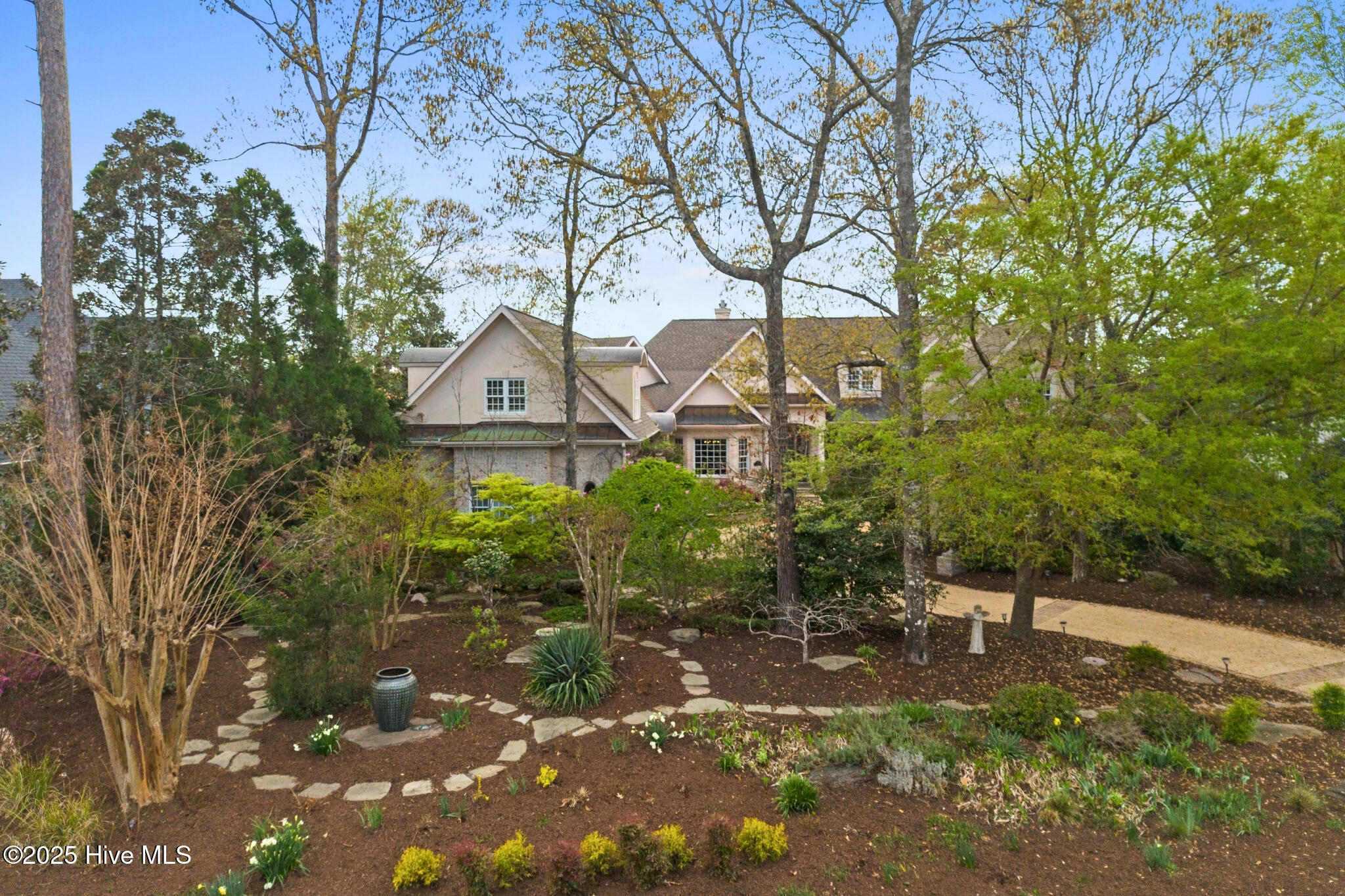 491 Deep Water Drive SE