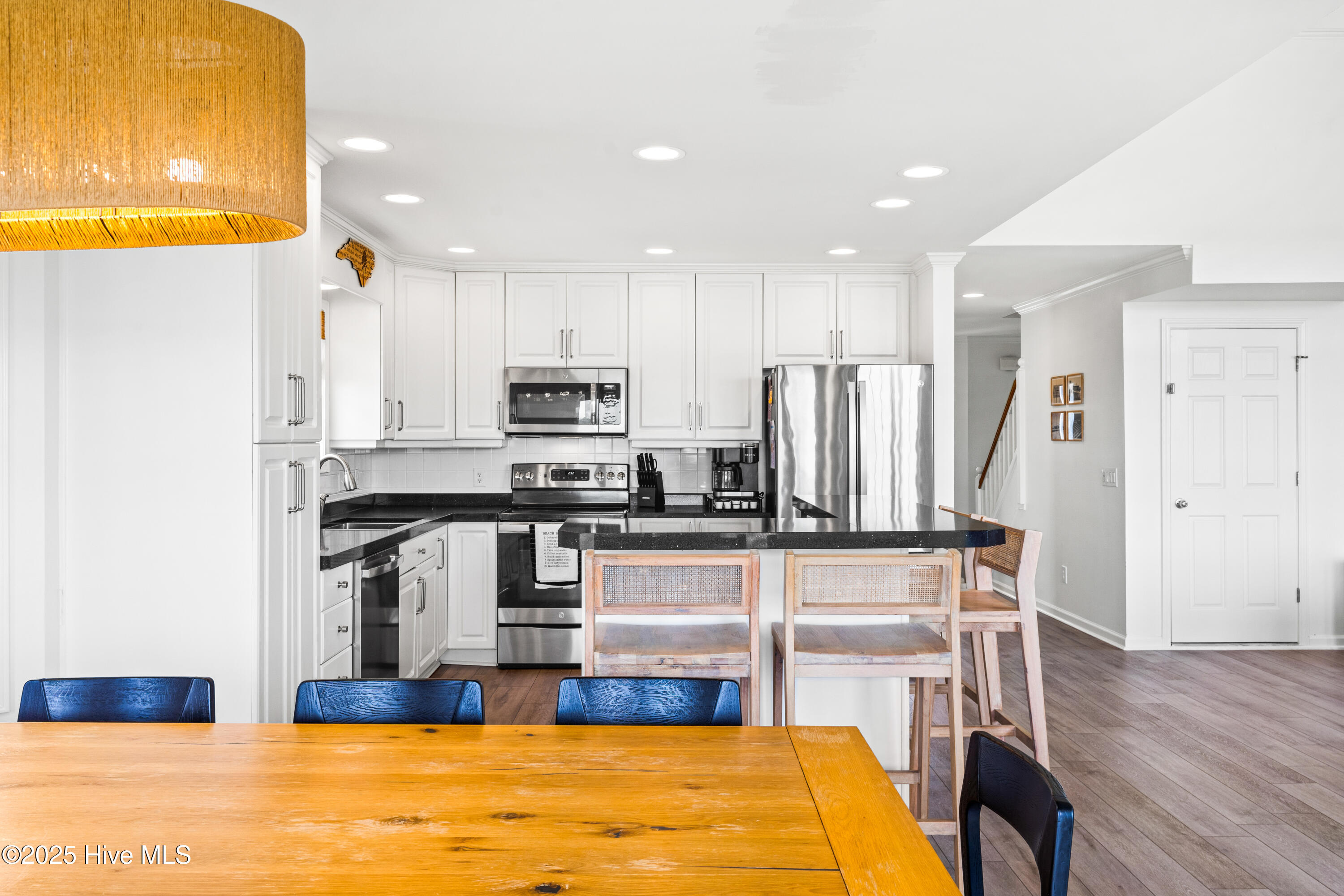 271 E Second Street