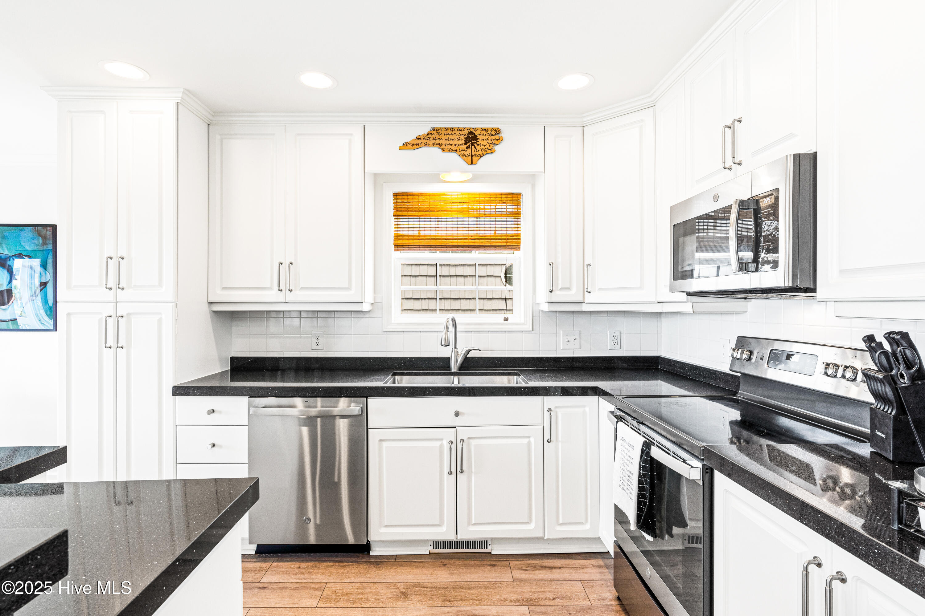 271 E Second Street