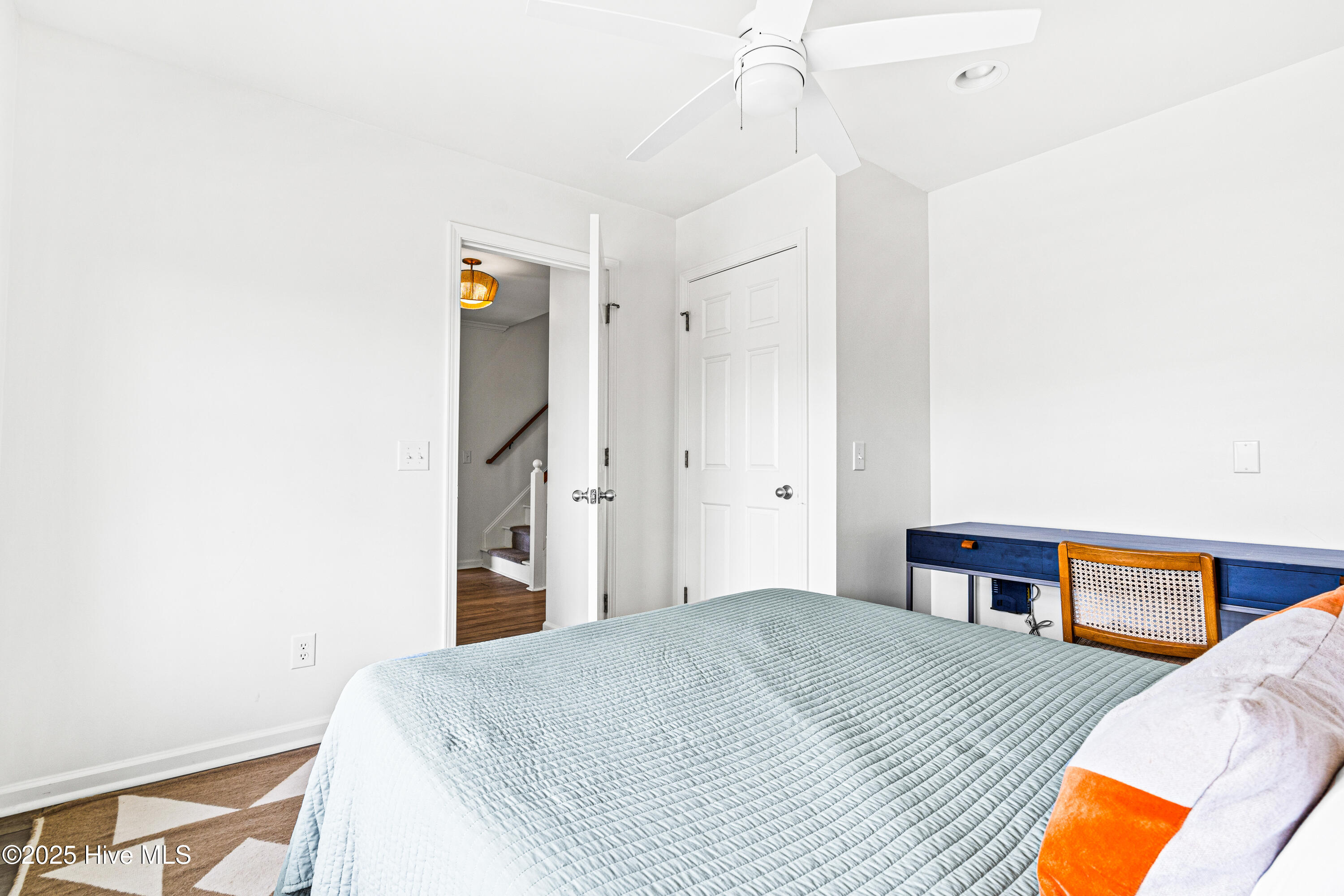 271 E Second Street