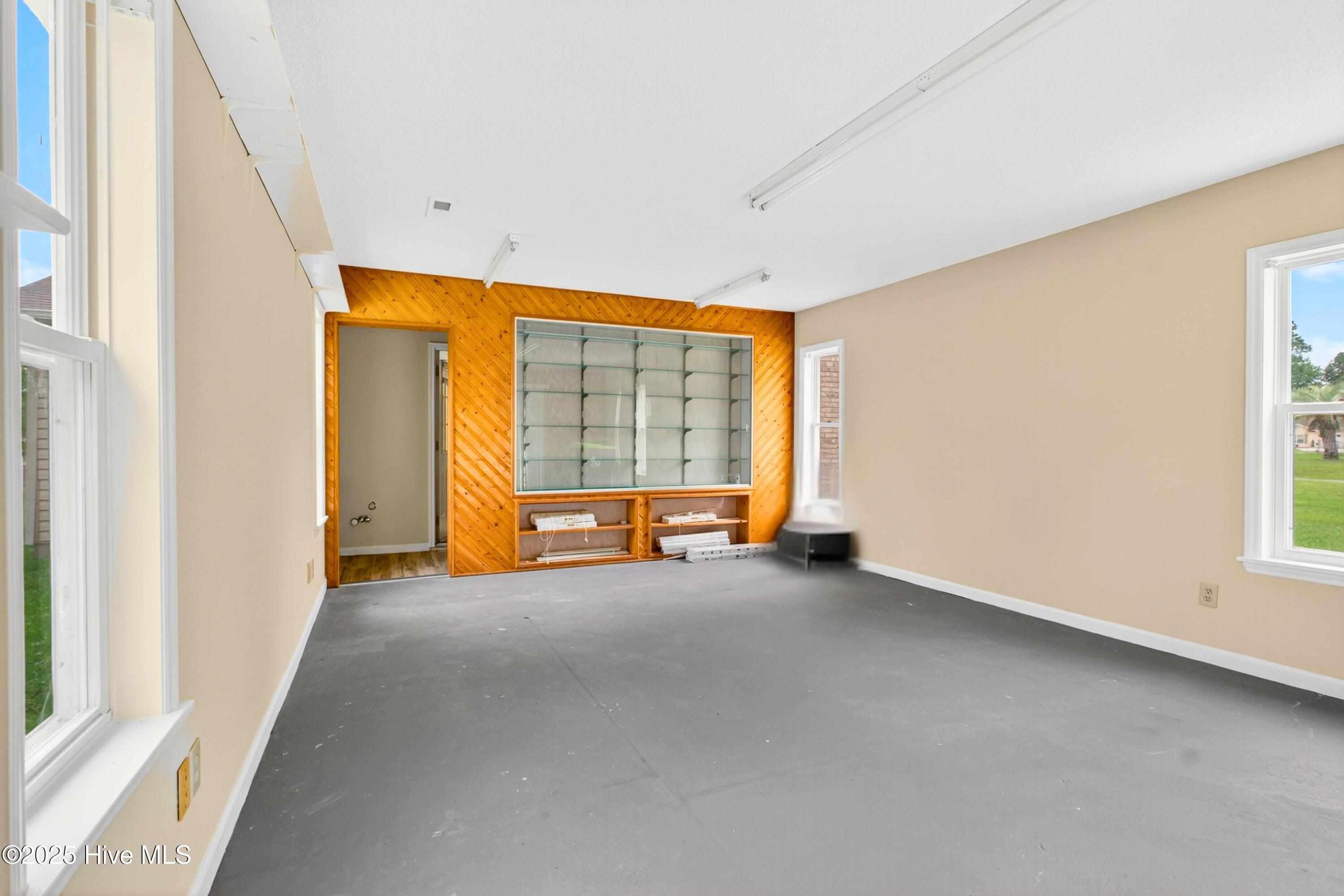 131 Pine Lake Circle SW