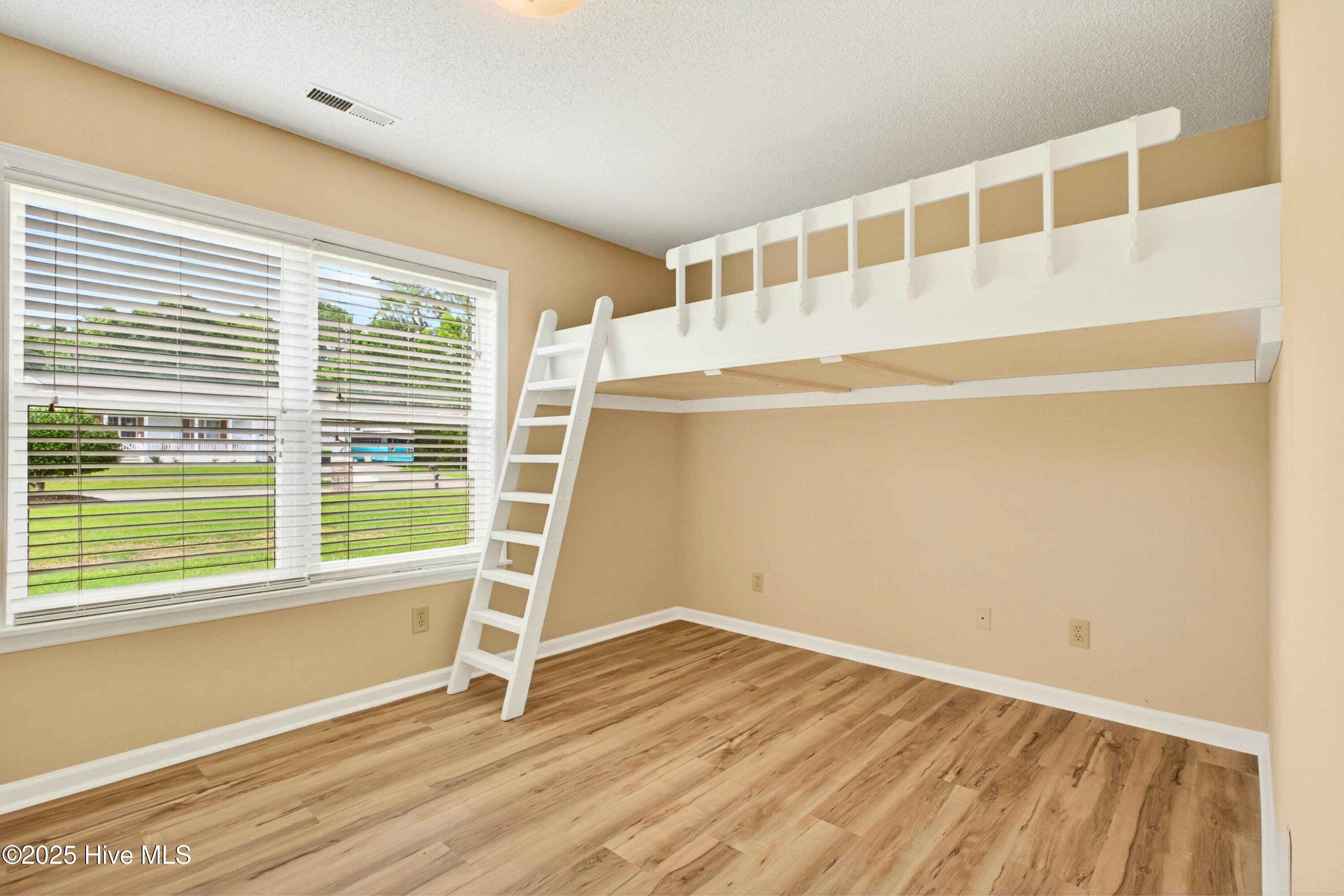 131 Pine Lake Circle SW