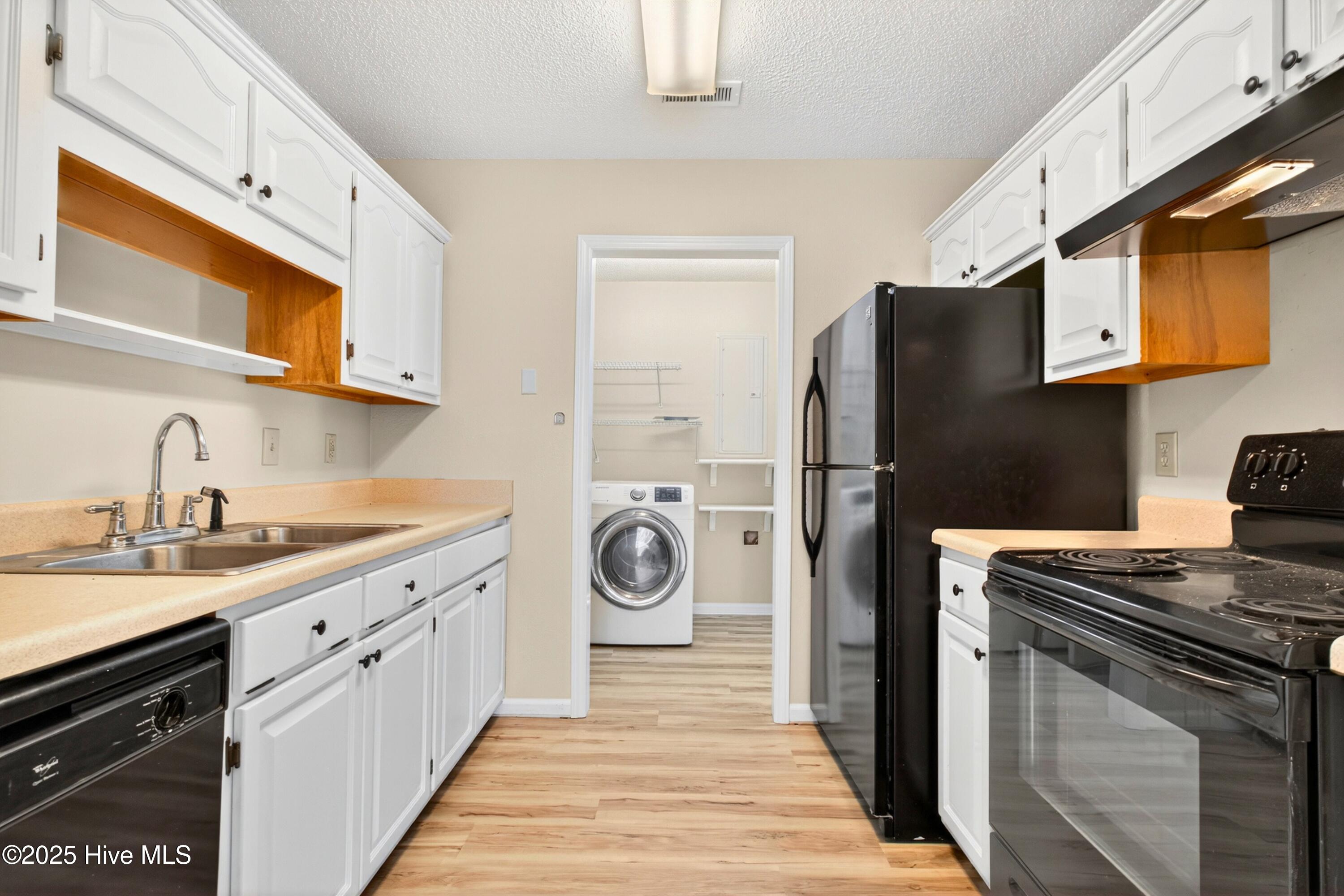 131 Pine Lake Circle SW