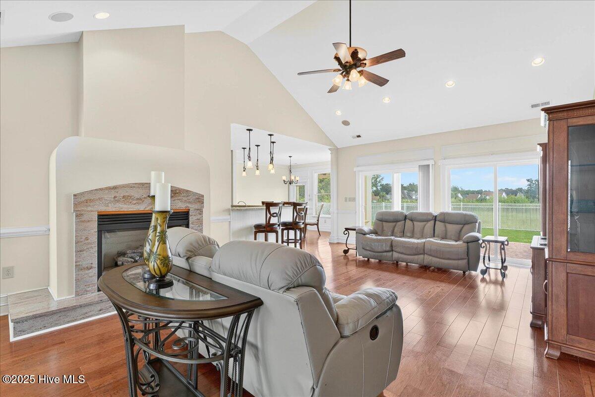 1019 Ridgewood Drive