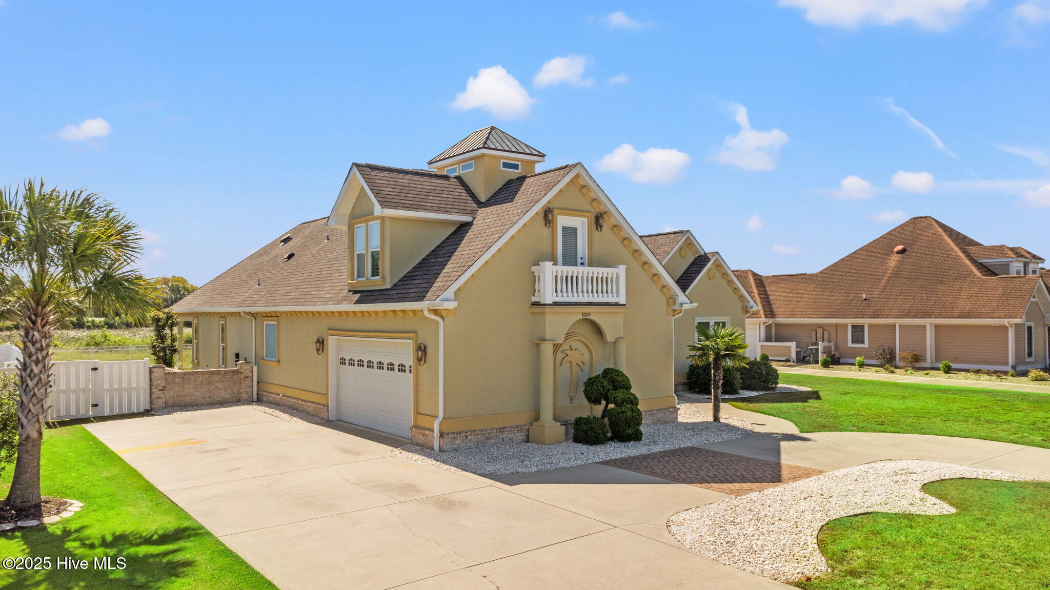 1019 Ridgewood Drive