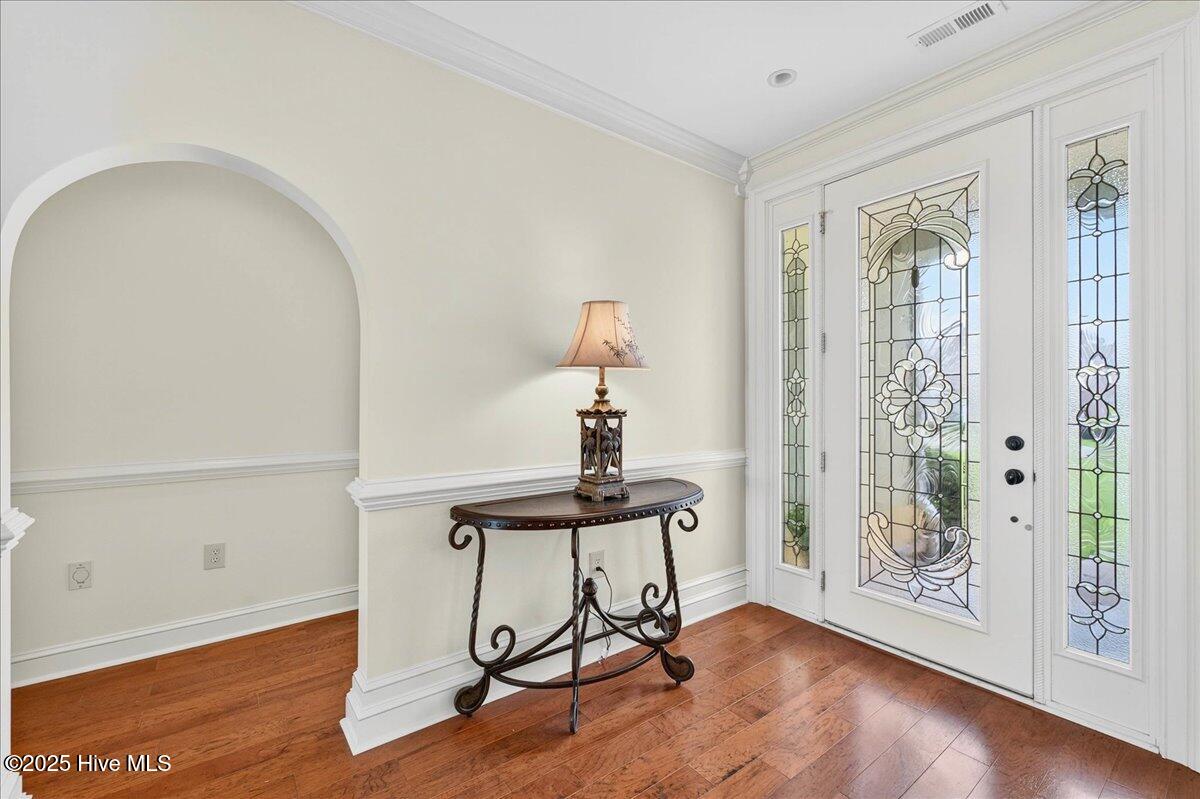 1019 Ridgewood Drive