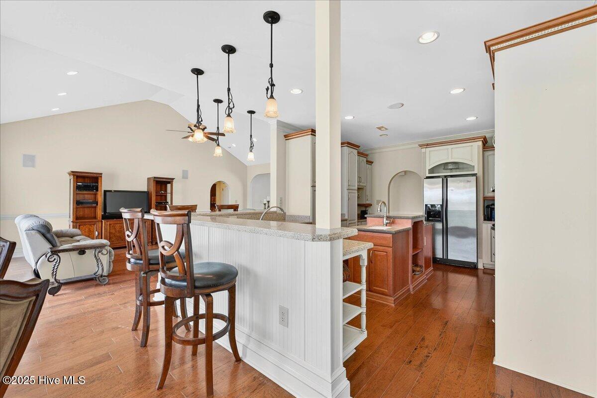 1019 Ridgewood Drive