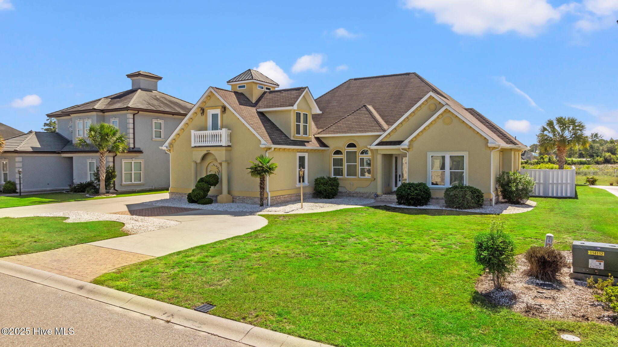 1019 Ridgewood Drive