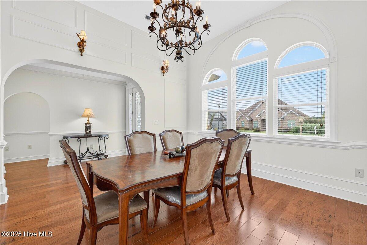 1019 Ridgewood Drive