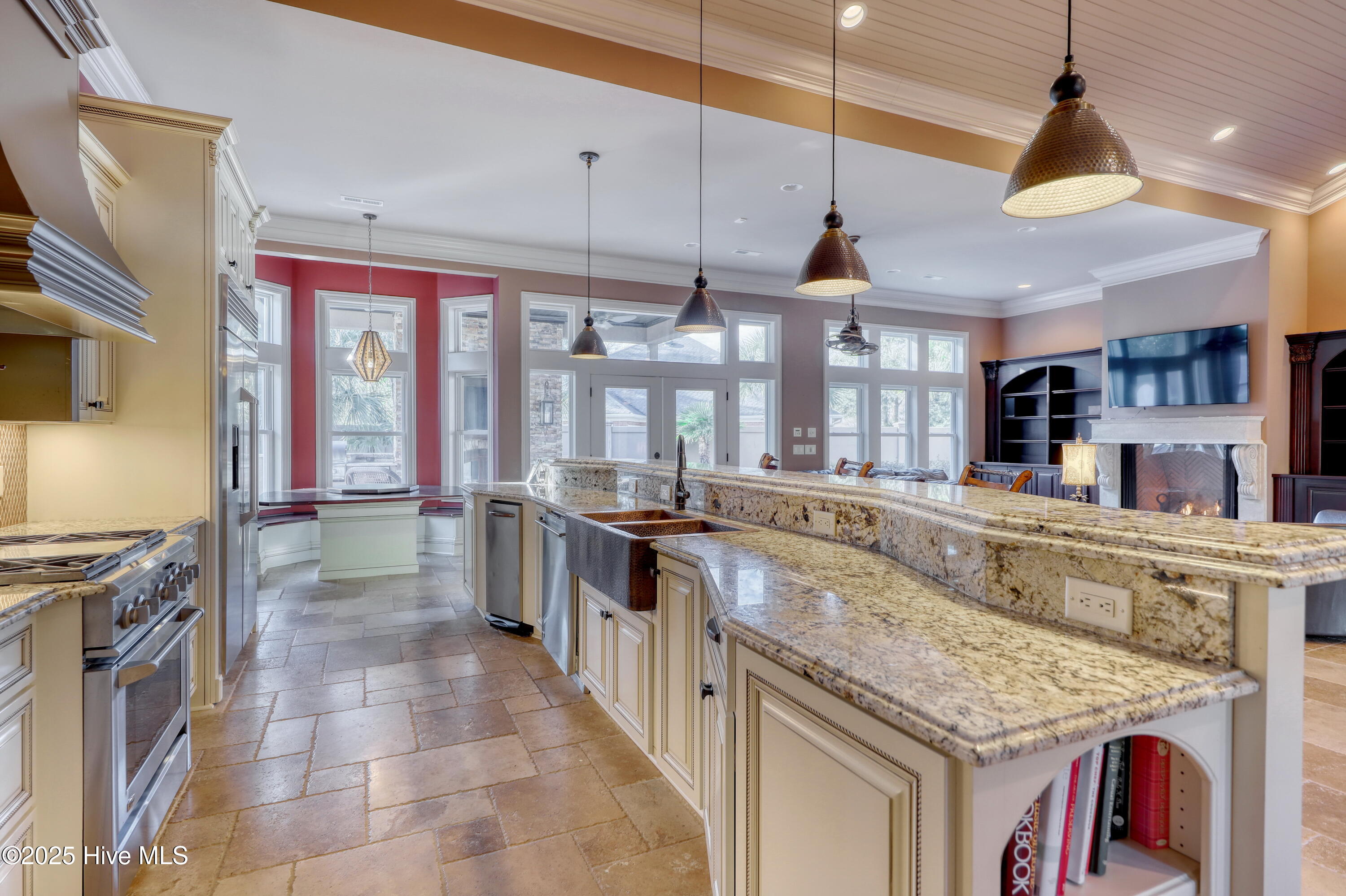 817 Tillson Road