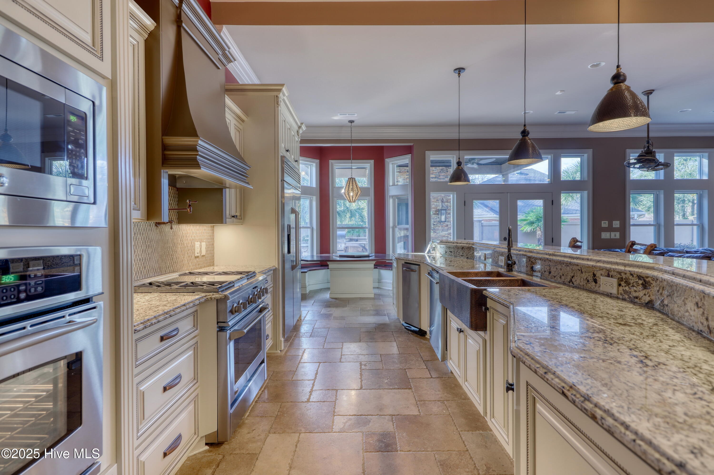 817 Tillson Road