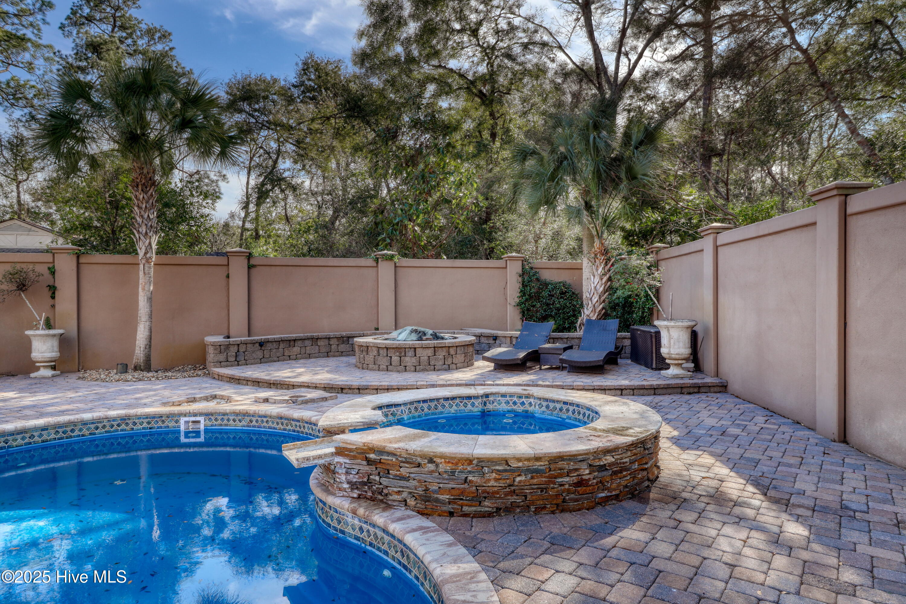 817 Tillson Road
