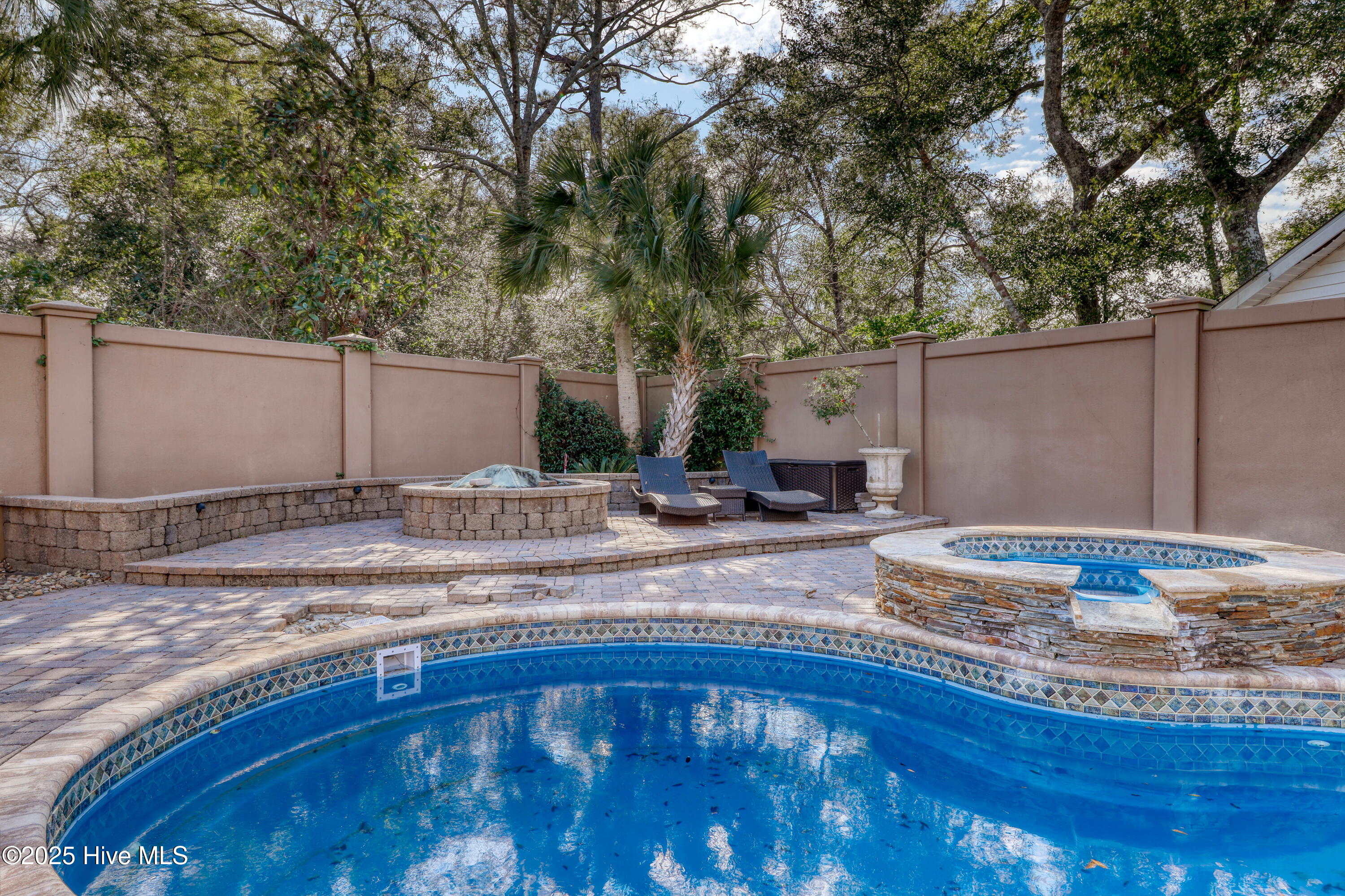 817 Tillson Road
