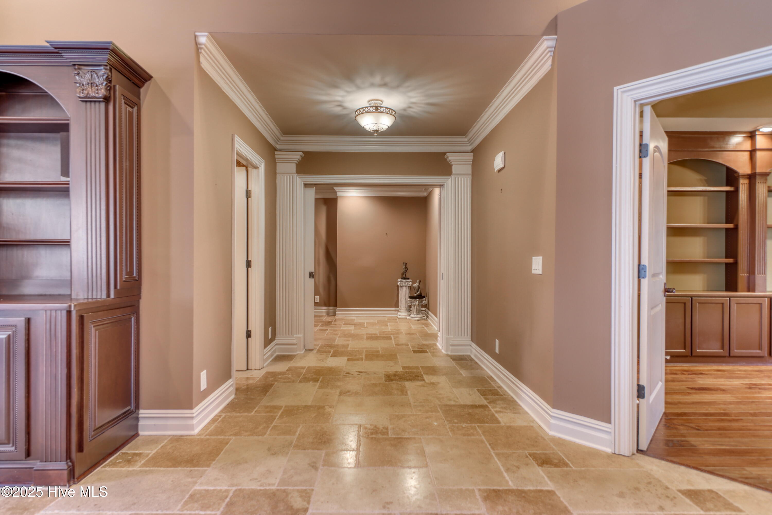 817 Tillson Road