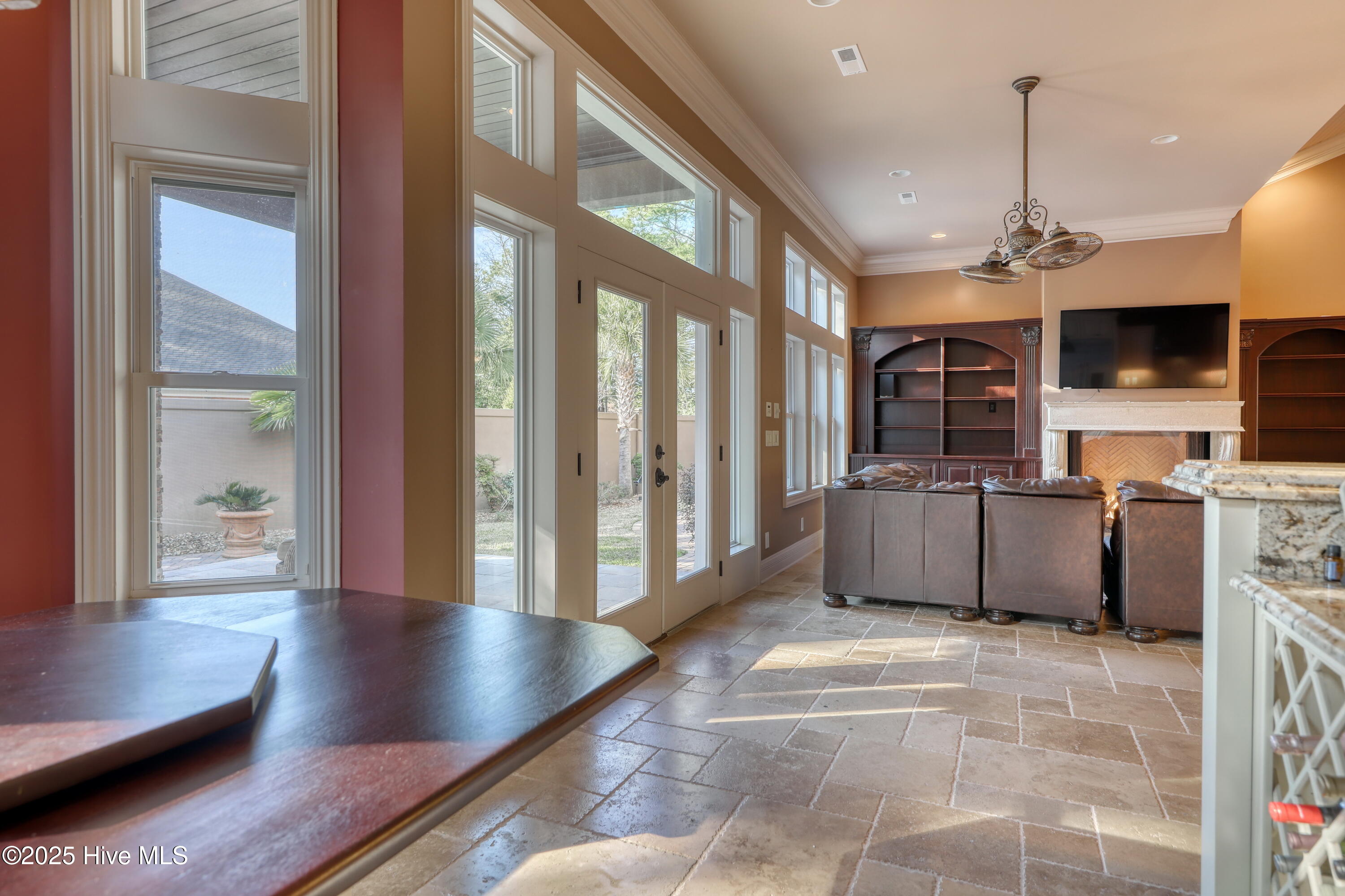 817 Tillson Road